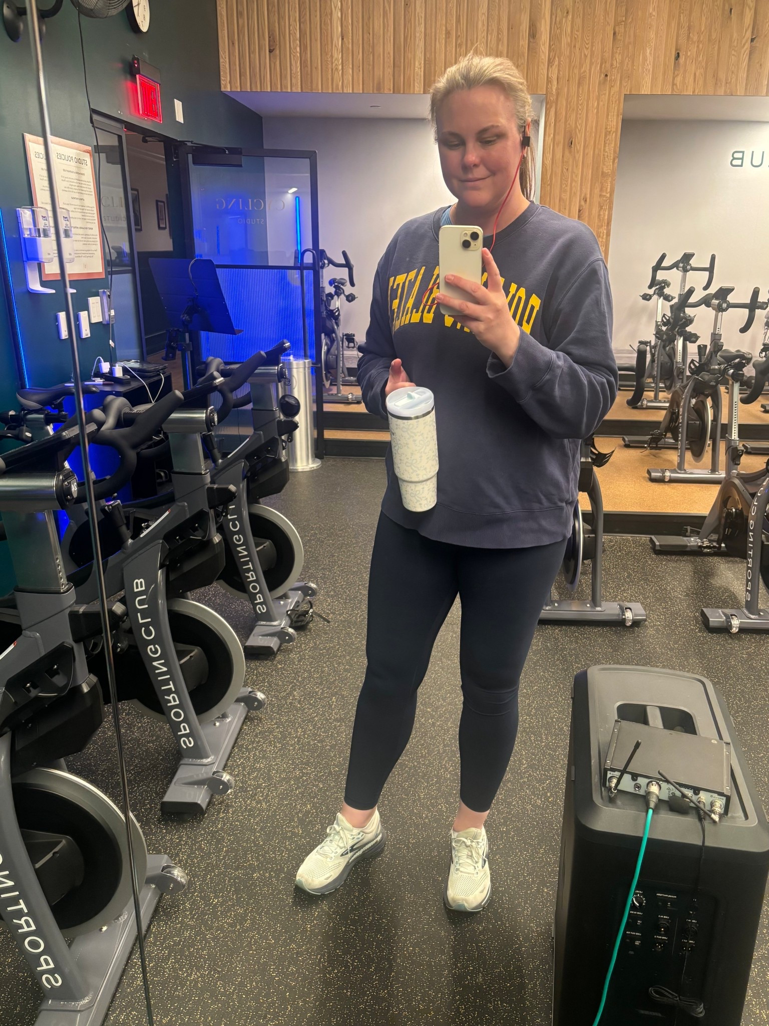 What I wore to spin class tonight 🚲

#LTKselfcare #LTKfitnessgoals #LTKActive