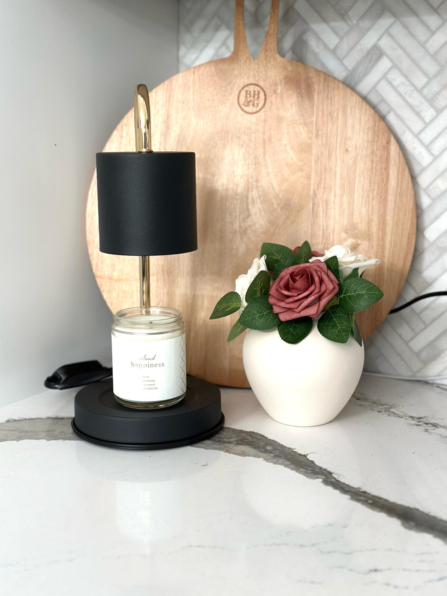 Candle warmer. 

#LTKstyletip #LTKFind #LTKhome