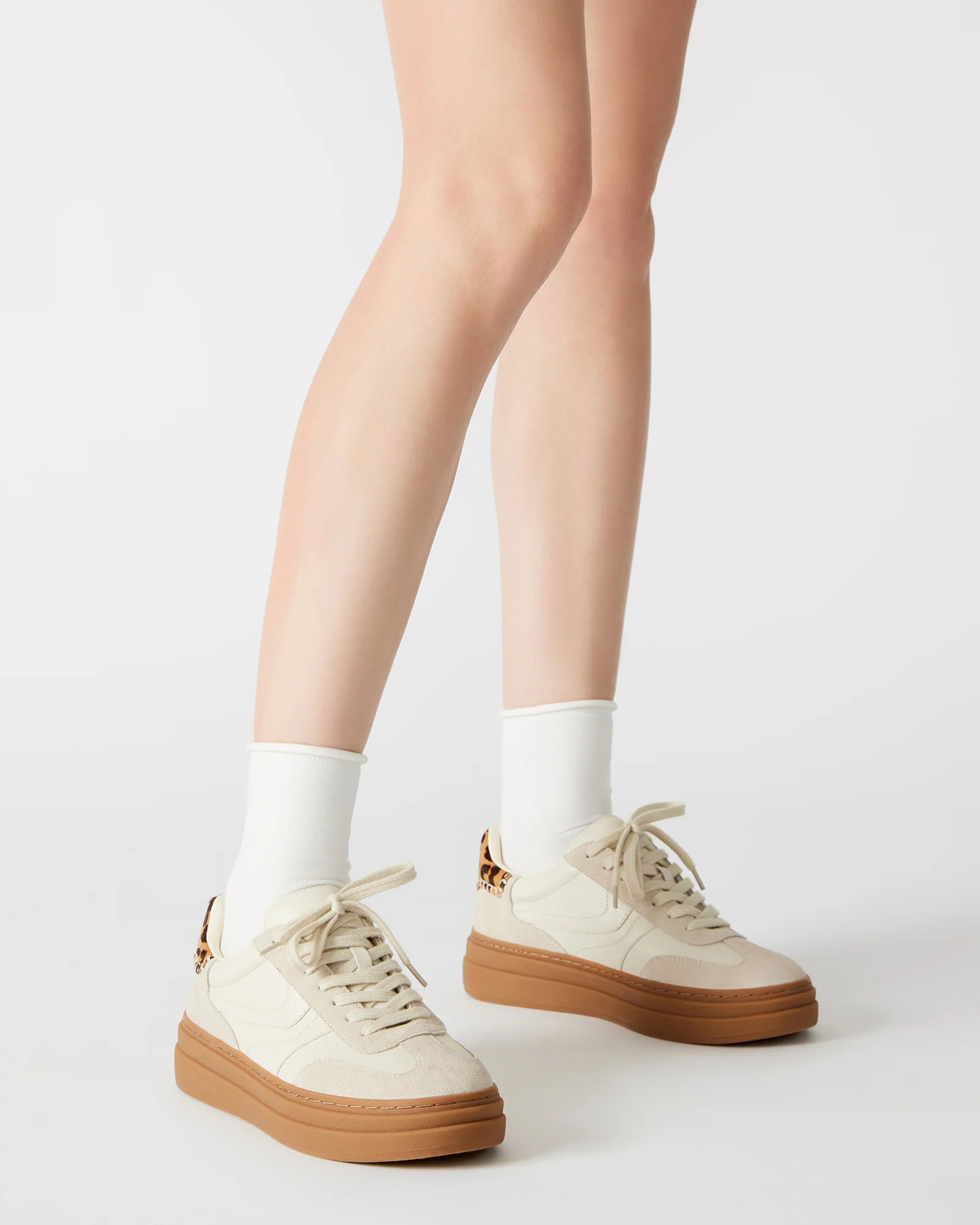 DODGE Bone Multi Low-Top Platform Women's Sneaker | Steve Madden (US)