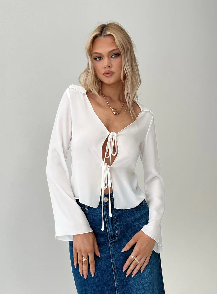 Frelle Long Sleeve Tie Top White | Princess Polly US