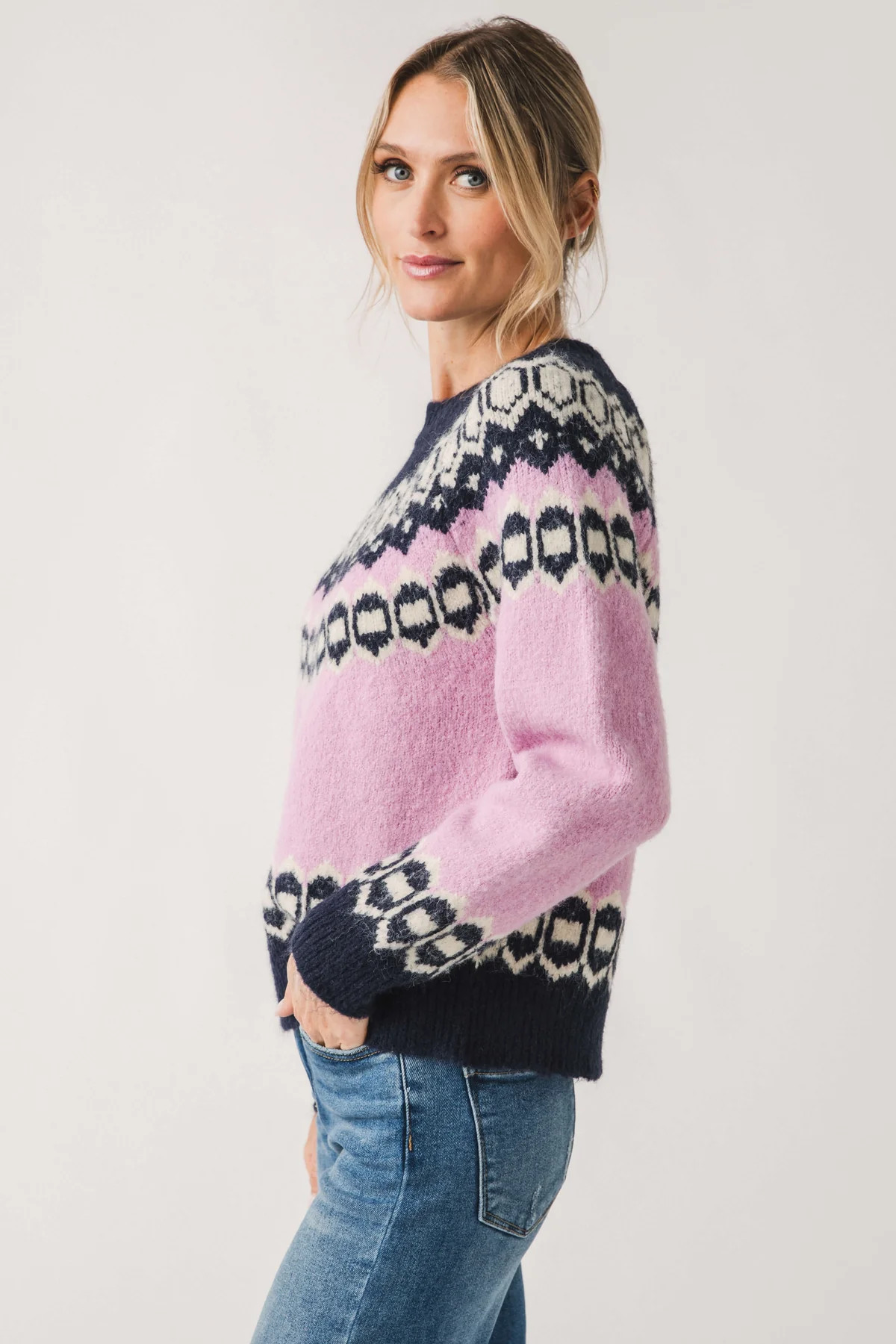 RD Style Olga Long Raglan Sleeve Crew Neck Pullover | Social Threads