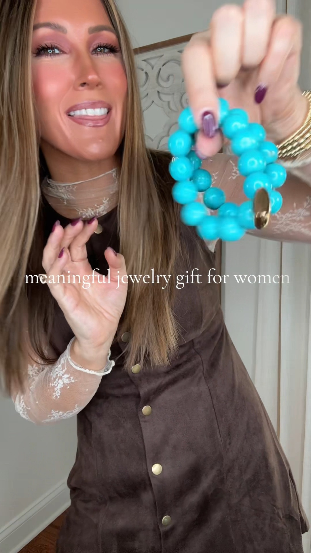 Turquoise + Gold = Instant ✨Style✨

Luck + Love on your wrist 💙✨
This turquoise bracelet stack is the cutest way to elevate every outfit — airy, bright, and the perfect pop of color. That gold heart charm? A whole moment. 💘

Perfect for:
🎁 Gifting (she’ll wear it every day!)
☀️ Beach + vacay outfits
✨ Layering with other gold pieces
💙 Matching with your besties

Details you’ll love:
• Real turquoise stones for a totally unique look
• 18k gold-plated heart charm
• Stretchy + comfy wear all day
• Stackable style that always feels special 💫

If you’ve been manifesting something pretty… here it is ✨

	•	turquoise gold bracelet set
	•	heart charm stack bracelet
	•	meaningful jewelry gift for women

@Ettika 

#HolidayHustle #TikTokShopHolidayHaul #FashionDeals #TikTokShopCreatorPicks 

#LTKGiftGuide #LTKHoliday #LTKFindsUnder50