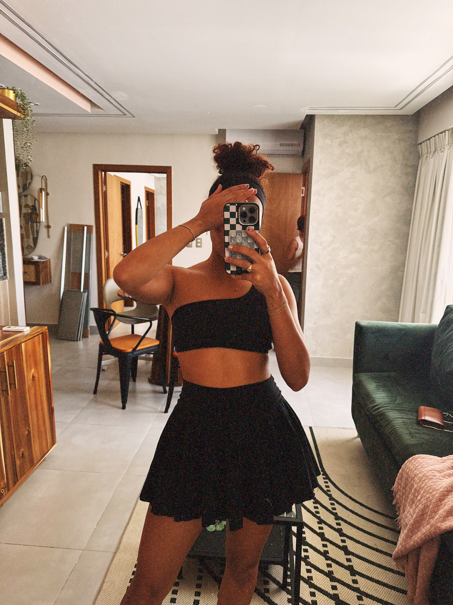 CUTE WORKOUT CLOTHES that are also super SUPER comfy! 

This skirt and top right here and these sneakers I love them cause I even use them to dress up cause that’s how comfy and cute they are! 


#LTKSpringSale #LTKfitness #LTKstyletip