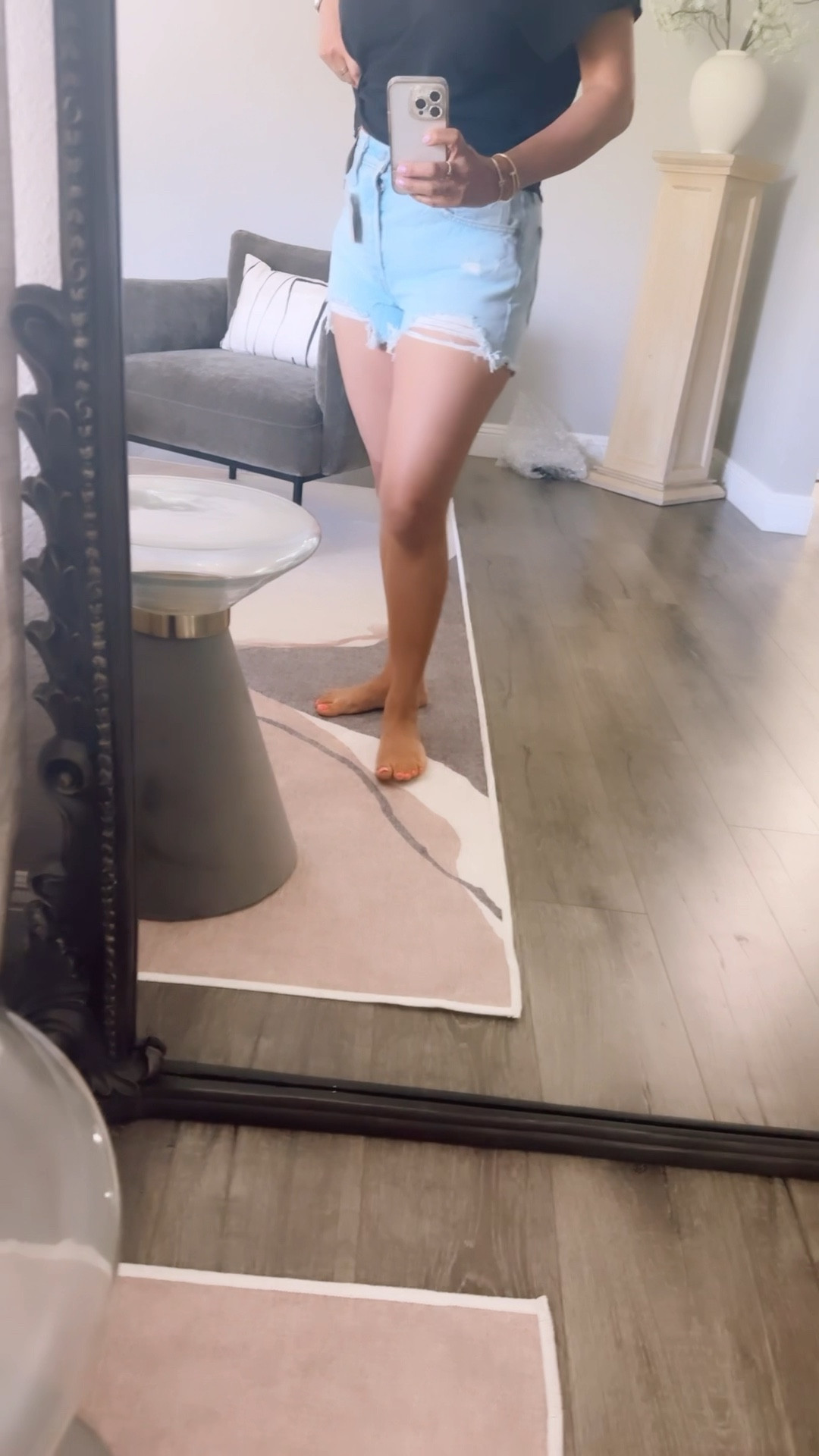 This Levi’s shorts are 40% off 🥳


#LTKxPrimeDay #LTKunder50 #LTKstyletip