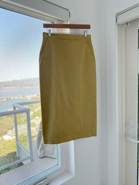Cotton twill pencil skirt by Max Mara. I linked some less expensive yellow skirts too!

#summerskirt
#Nordstrom
#classistyle
#summerstyle
#pencilskirt

#LTKFindsUnder100 #LTKStyleTip #LTKSeasonal
