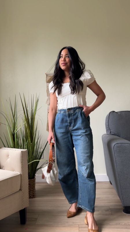 A simple way to style barrel leg jeans this spring! 

#LTKstyletip #LTKVideo