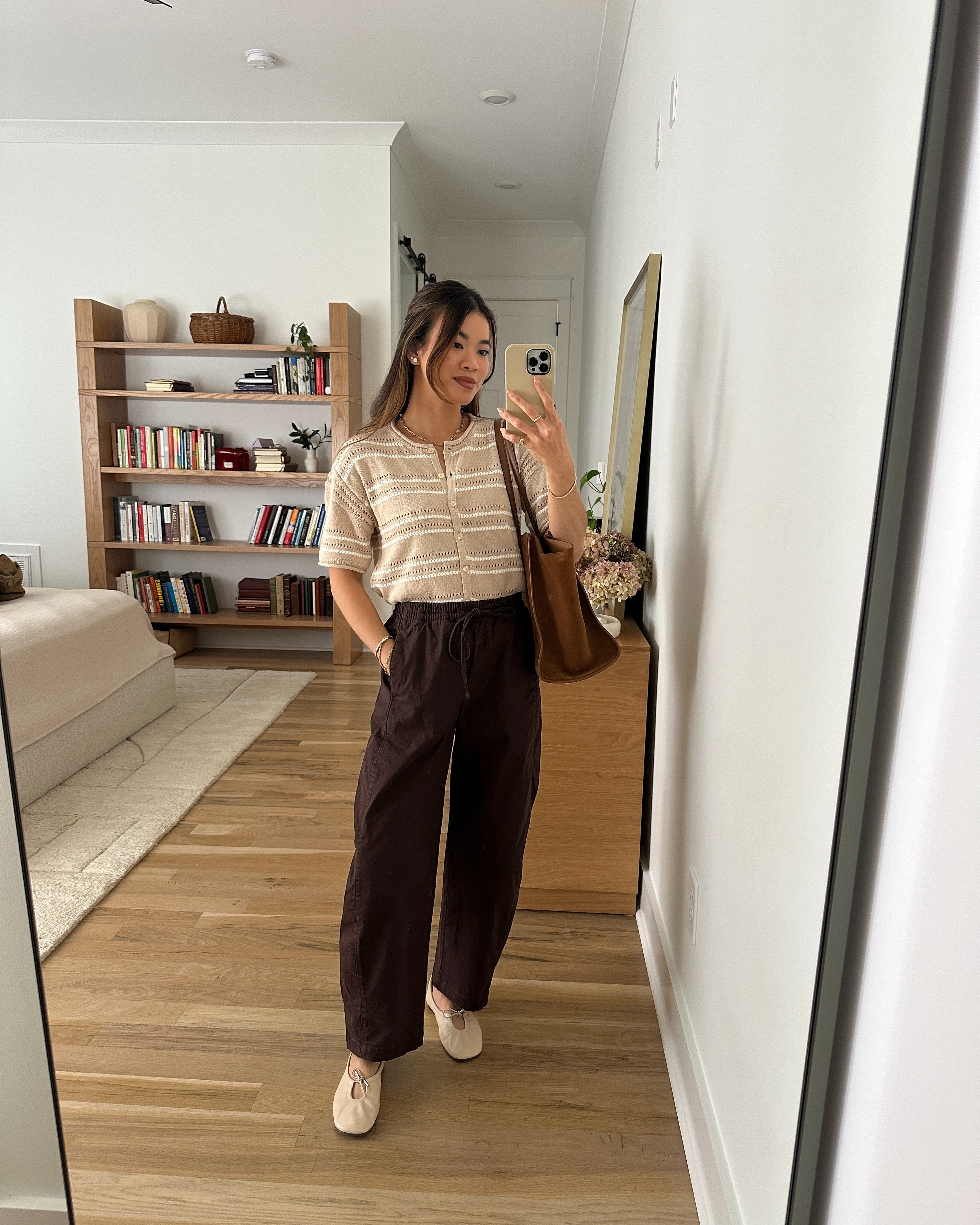 This lightweight cardigan is perfect for the early fall!

Sizing info:
-Evereve Prado Stripe Cardigan (Size XS in Softecrustripe) 
-Abercrombie Twill Barrel Pull-On Pant (Size XXS Short in Dark Coffee)

Petite style, petite fashion, mom outfit, mom style, petite pants, petite outfit ideas, petite outfits, best pants for petite, petite barrel pants, spring style, spring outfits, vacation outfits, summer outfits, fall barrel pants, fall pants, autumn top, petite fall outfits, Abercrombie pants, evereve,

#LTKootd #LTKSeasonal #LTKPetite