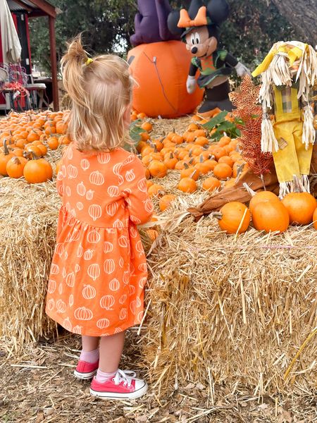 Pumpkin patch season! 

#LTKSeasonal #LTKkids #LTKHalloween