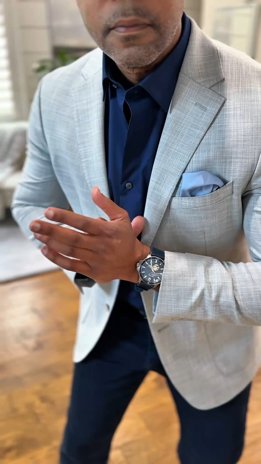 An outfit that attracts attention....
.
.
.

 #MensStyle #LuxuryInEveryStep #photooftheday #instaphoto #instagood  #mrmichaelbrown #models #explorepage #explore  #mensfashion #mensstyle #menswear #fashion #comment4comment #style #styleblogger #styleinspiration #blazer

#LTKMens #LTKSpringSale #LTKWatchNow