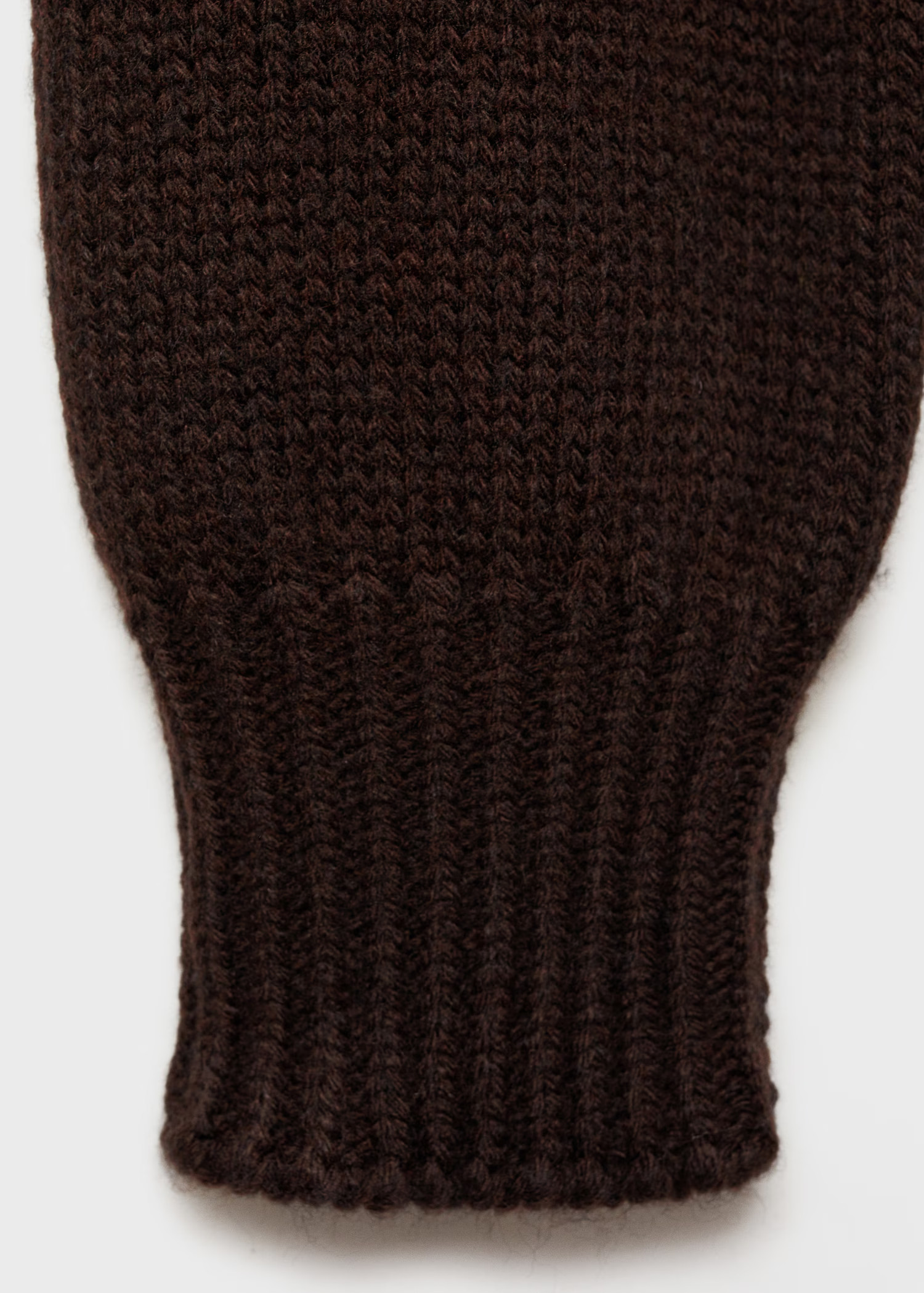 Round-neck knitted sweater | MANGO (UK)