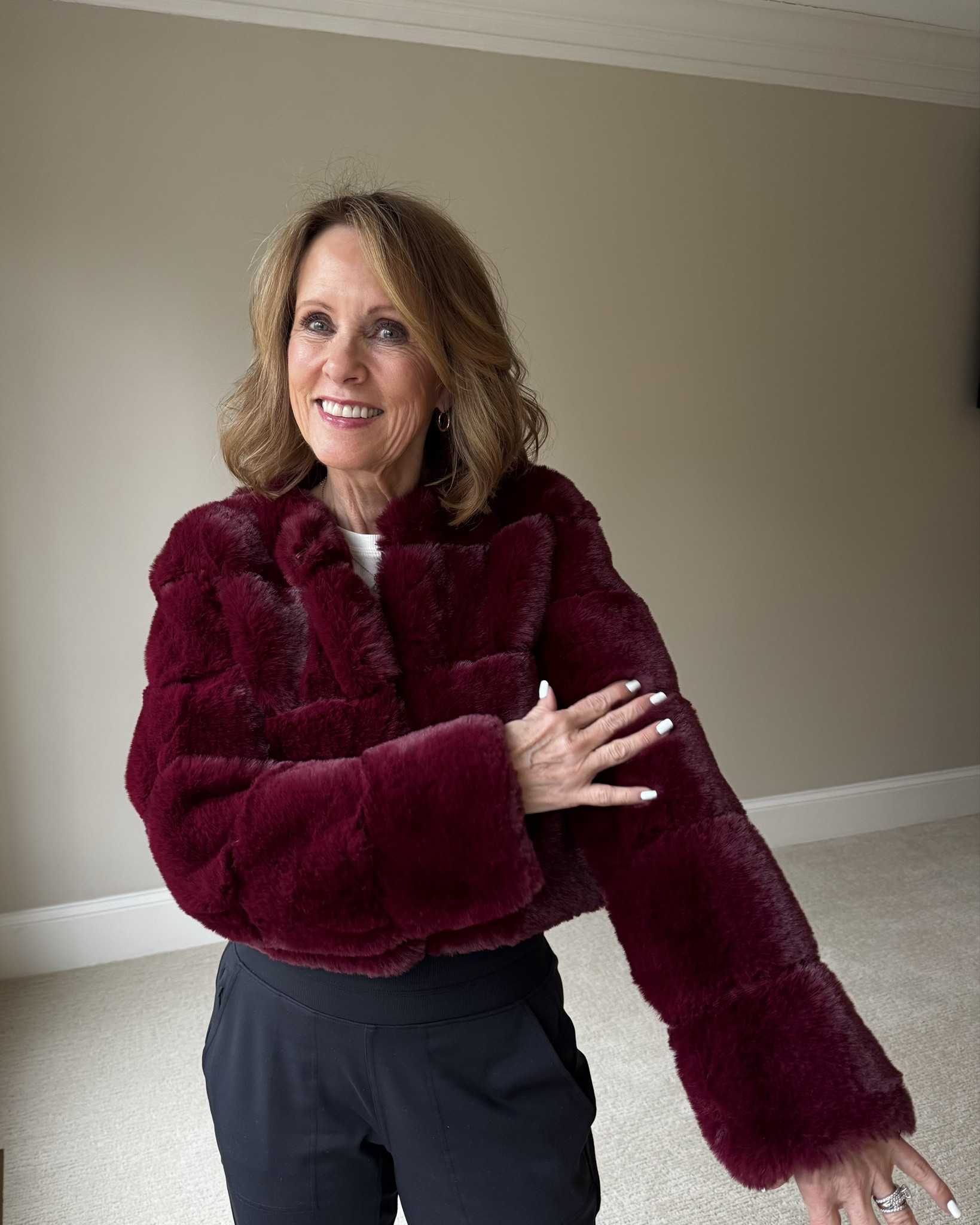 Loving this faux fur jacket  

#LTKgrwm #LTKootd