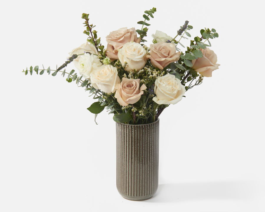 The Admirer | UrbanStems
