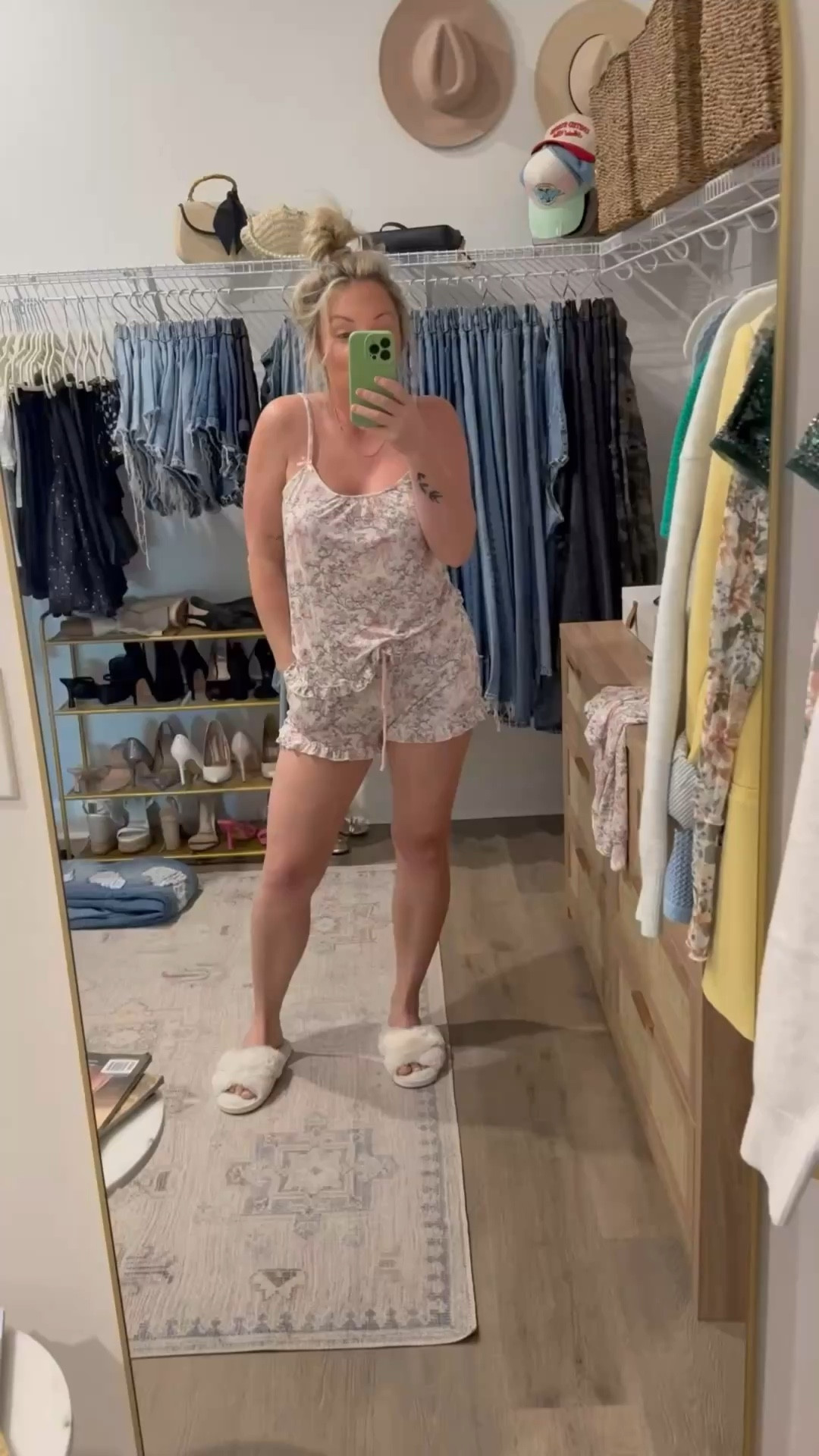 These pajamas are so pretty! Not to mention the softest ever! Perfect if you’re looking for the perfect Mother’s Day gift! 💞 @Posh Peanut 



#momsday #mothersdaygift #matchingset #pjs #mommydaughter #matchingpjs #springpjs #floralpjs #kidspjs #poshpeanut #giftsforher 

#LTKKids #LTKMothersDay #LTKmomlife