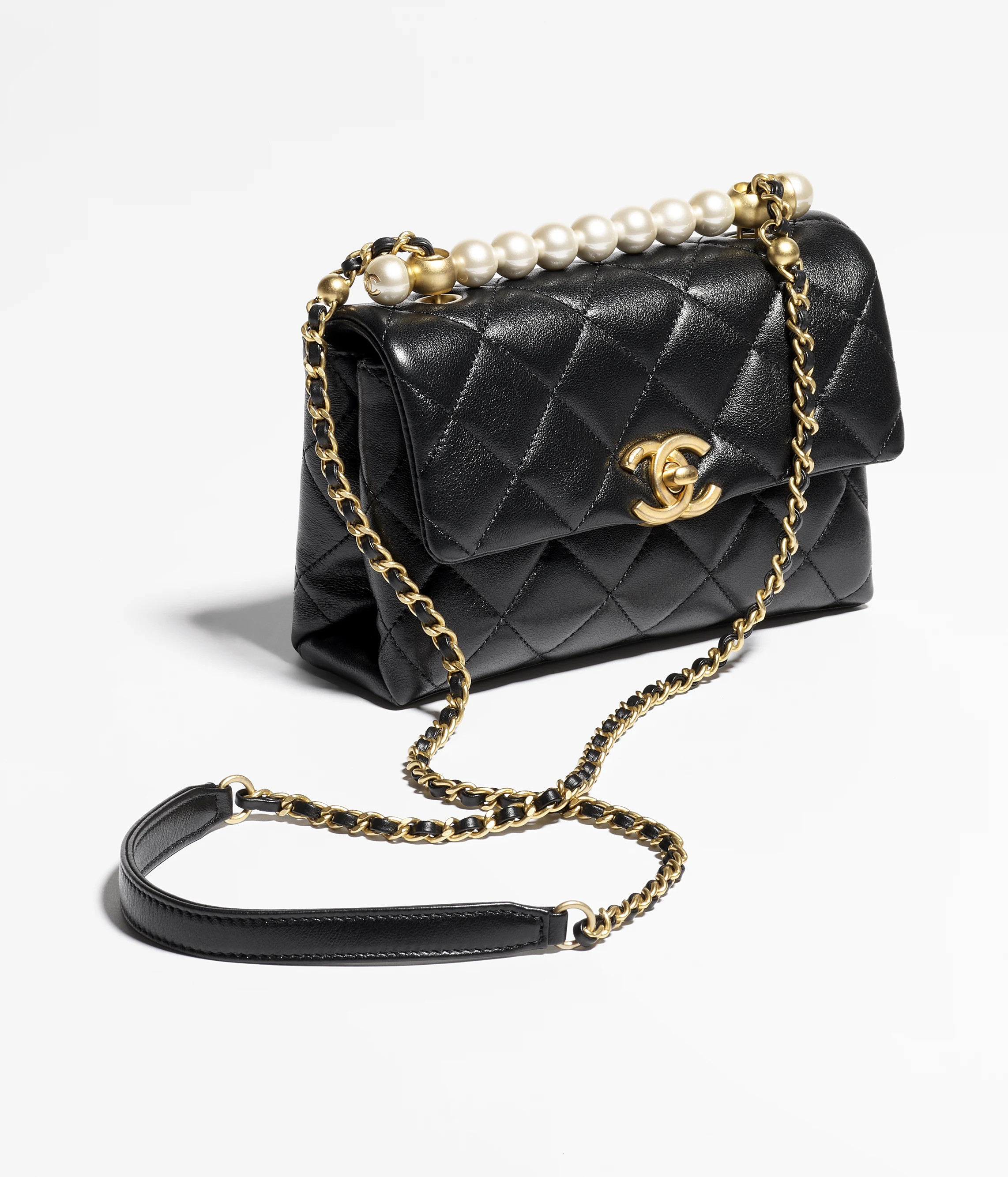 Shiny Lambskin, Imitation Pearls & Gold-Tone Metal | Chanel, Inc. (US)