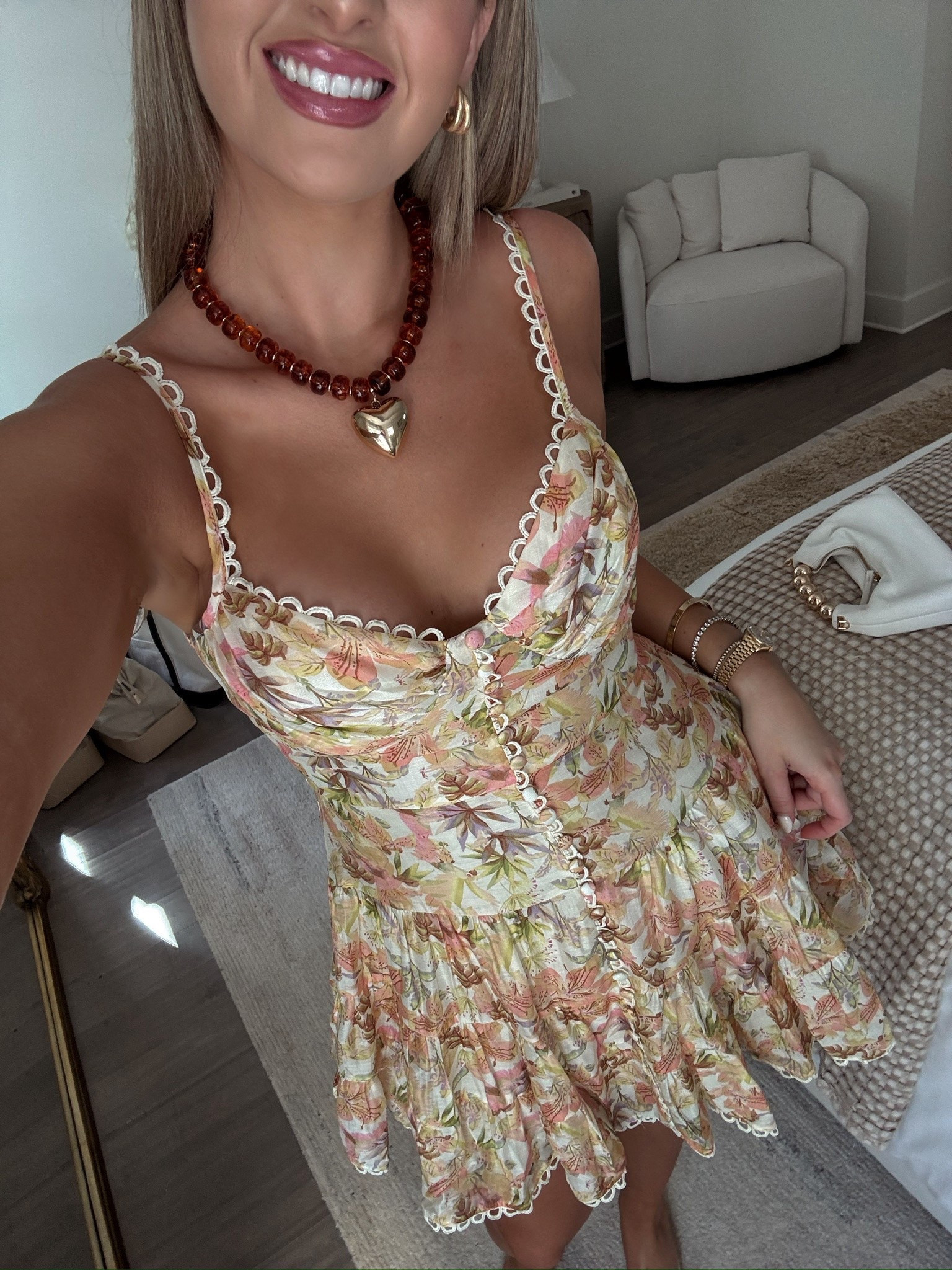 Absolutely obsessed with this new dress!! So perfect for Summer💛



Summer dresses, summer outfits, print floral, mini dress, accessories, seasonal, sidneymarieduke

#LTKootd #LTKSeasonal