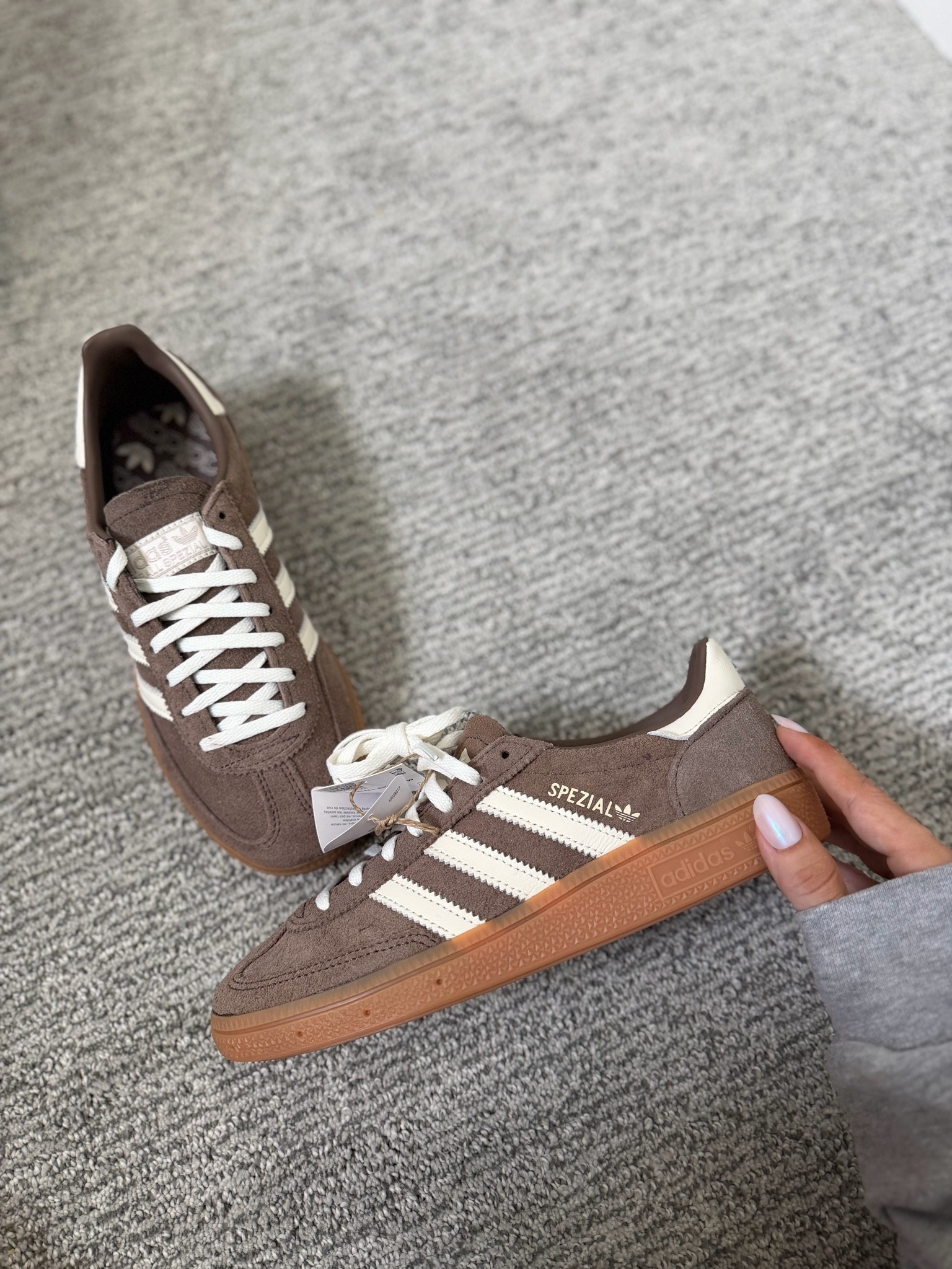 adidas Sambas
brown adidas Sambas
adidas Samba OG
brown sneakers
women’s adidas
Dick’s Sporting Goods
fall sneakers
women’s sneakers
casual shoes
neutral sneakers
trendy sneakers
everyday shoes
fall shoes
mom style
casual mom outfit
adidas shoes
sneaker outfit
fall fashion
brown shoes
women’s fall fashion / Samba outfit / adidas outfit / brown sneaker outfit / neutral shoes / everyday sneakers / casual fall outfit / mom outfit ideas / athleisure / jeans and sneakers / leggings outfit / fall wardrobe / capsule wardrobe / everyday style / trendy mom style / casual style / women’s fashion / fall outfit ideas / Dick’s finds / adidas Samba outfit ideas

#LTKActive #LTKootd #LTKmomlife