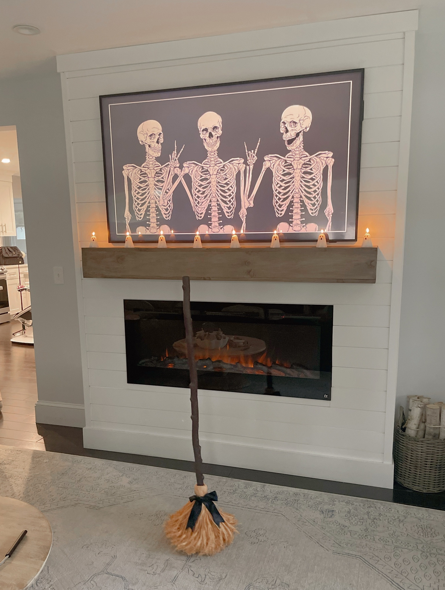 Enchanted dancing witch broom 🖤🧙🏽‍♀️✨🧹 Halloween decor 

#LTKHalloween #LTKfamily #LTKSeasonal