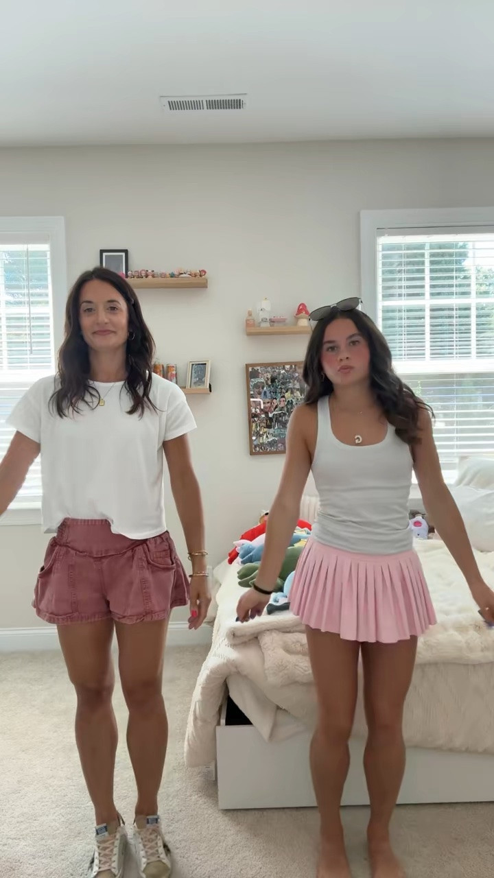 Twinning!  Basically sharing a wardrobe at this point

Teen fashion
Teen girl
Teen influencer

#LTKgrwm #LTKKids #LTKdayinmylife