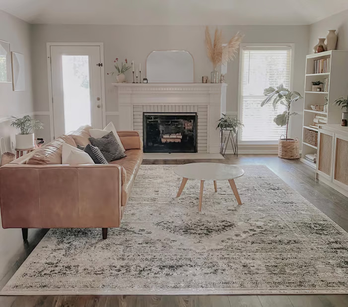 Silver Vintage Medallion 8' x 10' Area Rug | Rugs USA