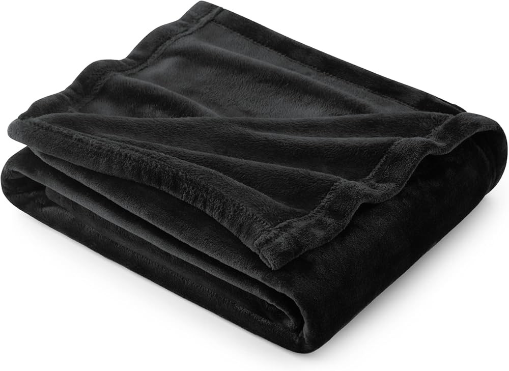 Bedsure Fleece Throw Blanket for Couch Black - Lightweight Plush Fuzzy Cozy Soft Blankets and Thr... | Amazon (US)