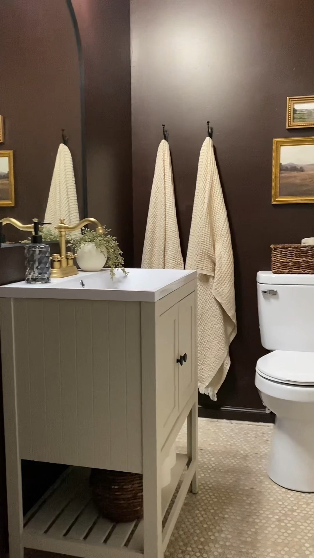 Moody powder bathroom

Bathroom decor | bathroom makeover | moody bathroom | home decor | home inspo | interior design | transitional design

#LTKFallSale #LTKHome #LTKSeasonal