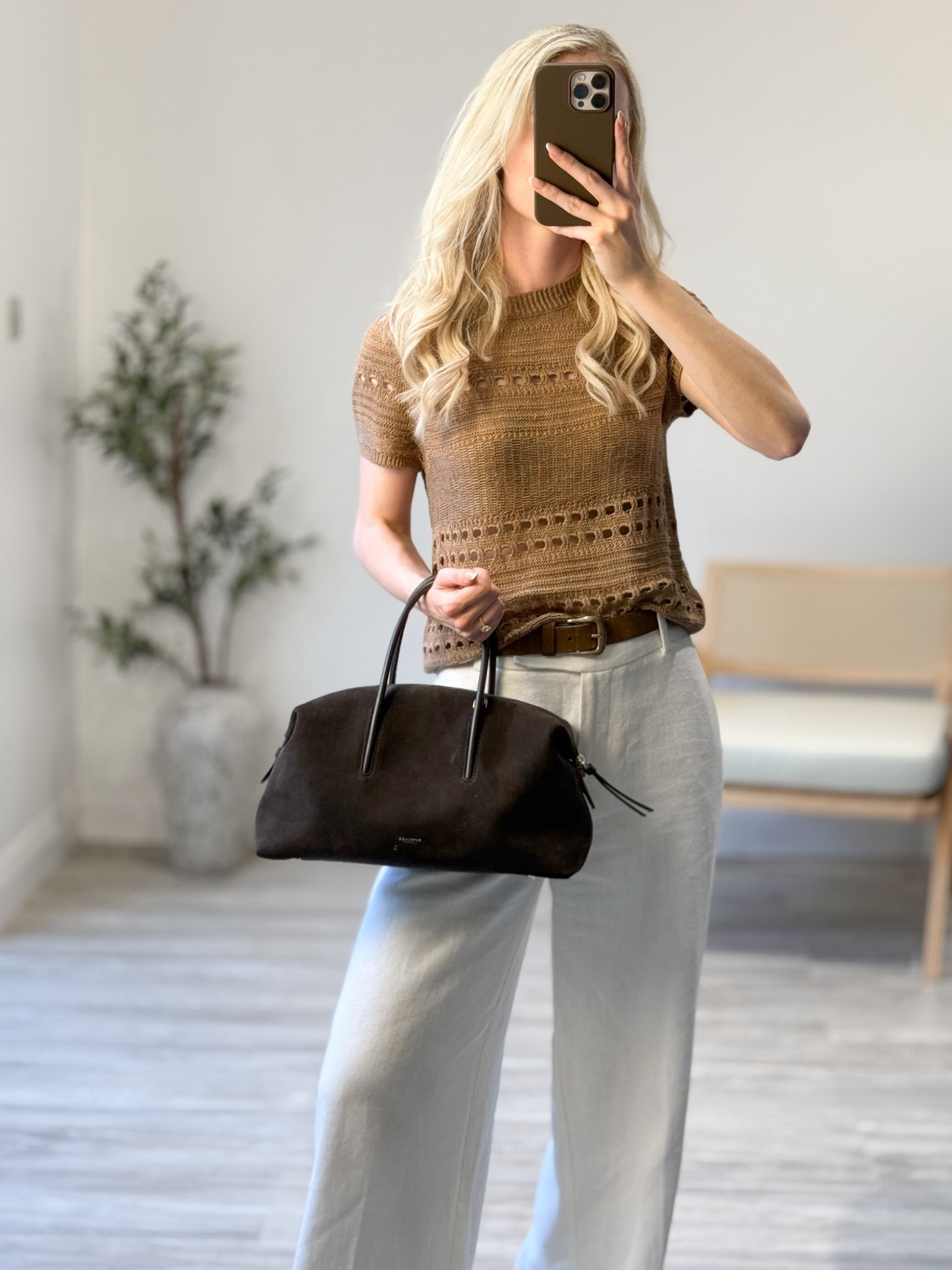 Spring summer outfit from Reiss 🤎

Linen trousers, beige knit top, neutral outit @reiss #ad

#LTKuk #LTKsummer #LTKspring