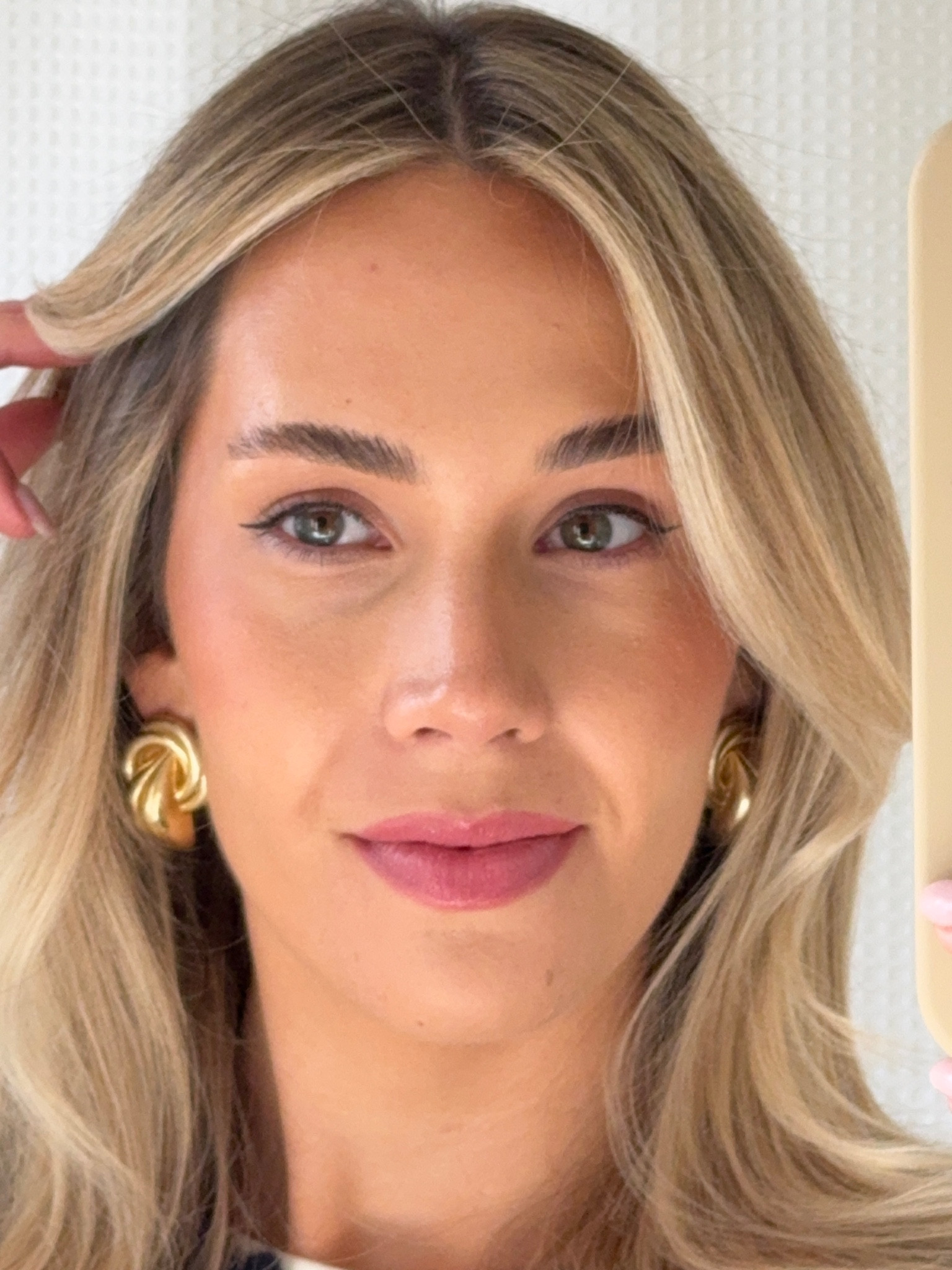 Makeup details! 

Eyebrows - merit pencil / rare beauty gel
Primer - iconic London 
Foundation - Patrick ta 
Concealer - rare beauty illuminator / urban decay quickie / nars pot
Bronzer - Patrick ta
Blush - rhode
Setting powder - Laura mercier
Eyeliner - makeup by Mario 
Mascara - rare beauty 
Lip - makeup by Mario pencil / refy lip gloss 


#LTKFindsUnder100 #LTKBeauty #LTKFindsUnder50