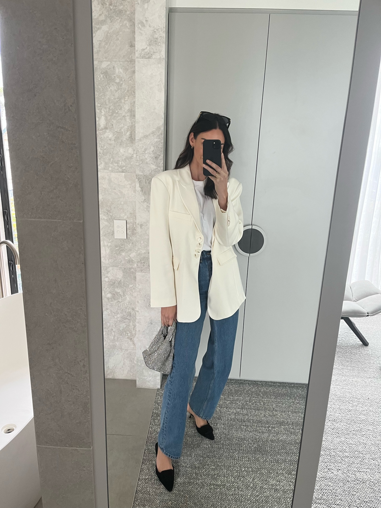 Tonight’s look- a White oversized blazer and good pair of denim. 🤎

#LTKSeasonal #LTKaustralia #LTKstyletip