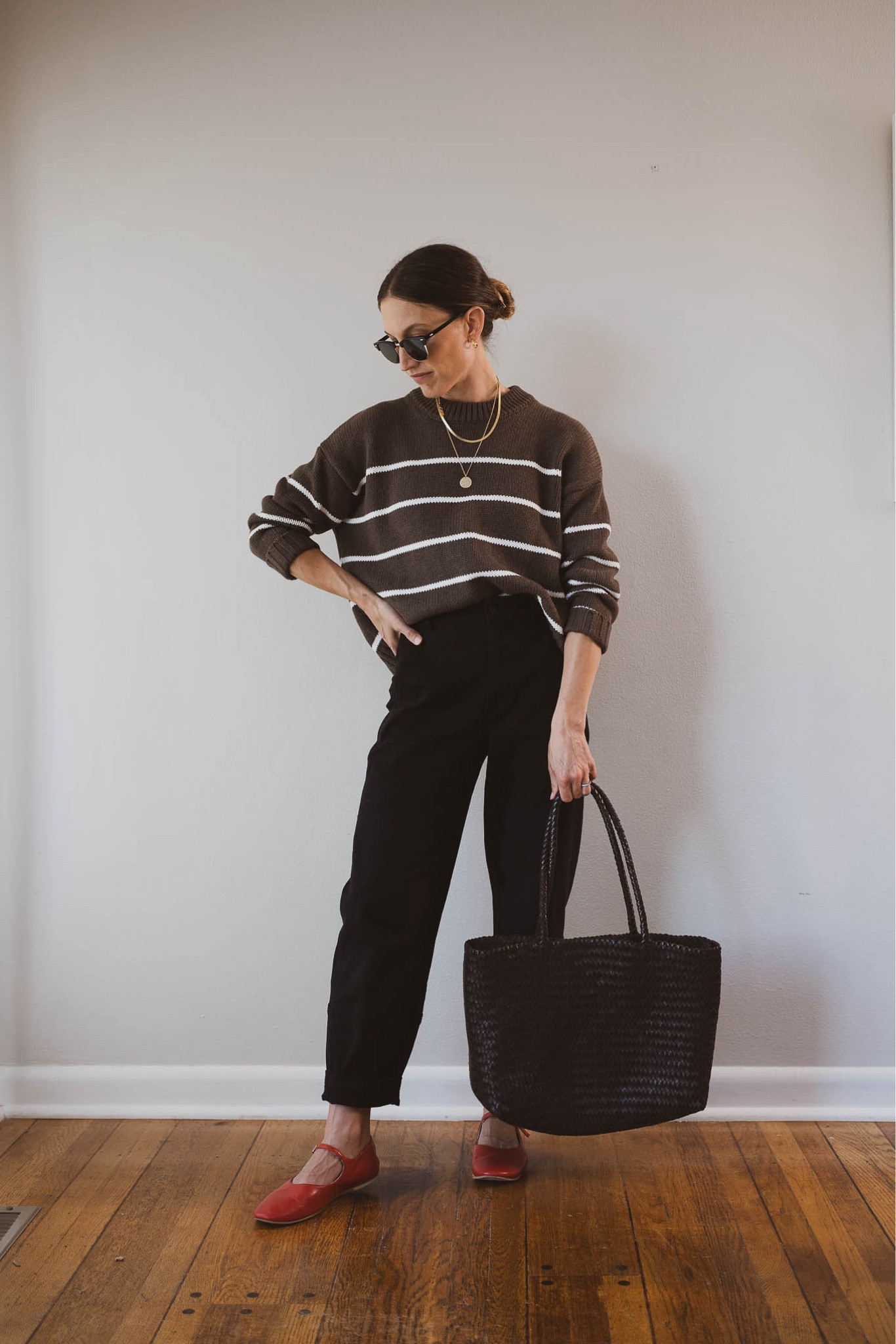 Fall Capsule: Day Twenty-Three 🍂

Quince sweater, XS, TTS. Everlane pants, 00, I sized down. Frēda Salvador flats, TTS, STITCHANDSALT15 for 15% off your first purchase. Madewell bag. Quince sunglasses. Mila Coin Necklace from Sheena Marshall Jewelry, STITCHANDSALT for $10 off. Makena Hoops and Herringbone Necklace from Sela Designs, ASHLEYROHR10 for 10% off  

#LTKSeasonal #LTKOver40 #LTKFindsUnder100