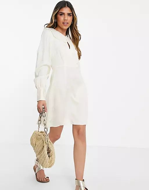 Urban Revivo oversized collar mini dress in off white | ASOS (Global)