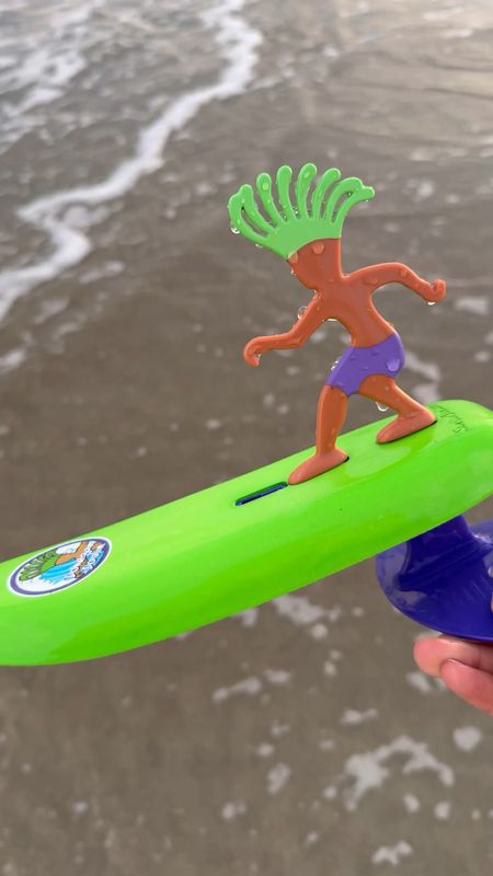 This toy was a hit at the beach, so I had to share it with yall! It is fun for kids of all ages and I love that it comes in several different colors too! 
•
•
•
#amazonfinds #beachfinds #kidsbeachtoys #beachtoys #amazonmusthaves #beachvacation #summertoy #amazonfavorites #surferdudestoy 

#LTKkids #LTKVideo #LTKtravel
