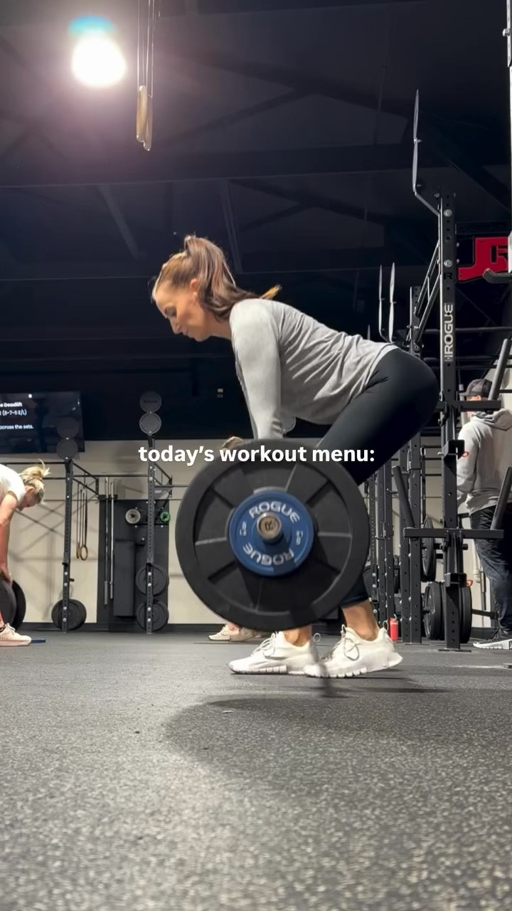 go to workout outfit 👟

Top: 8
Leggings: M



#LTKdayinmylife #LTKmorningroutine #LTKfitnessgoals