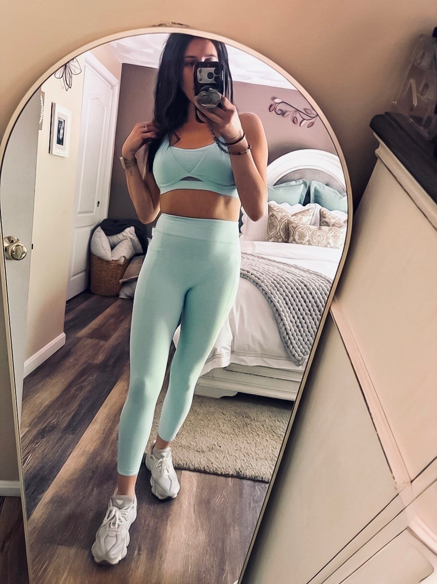 Minty fresh activewear aesthetic 🌿👟

Can we talk about this color?! Loving this VSX set for running errands or a hot girl walk. The cut-out detail on the bra gives it the cutest little upgrade, and the leggings have pockets!! Wearing my favorite neutral sneakers to complete the look.

#LTKfitnessgoals #LTKmorningroutine #LTKootd