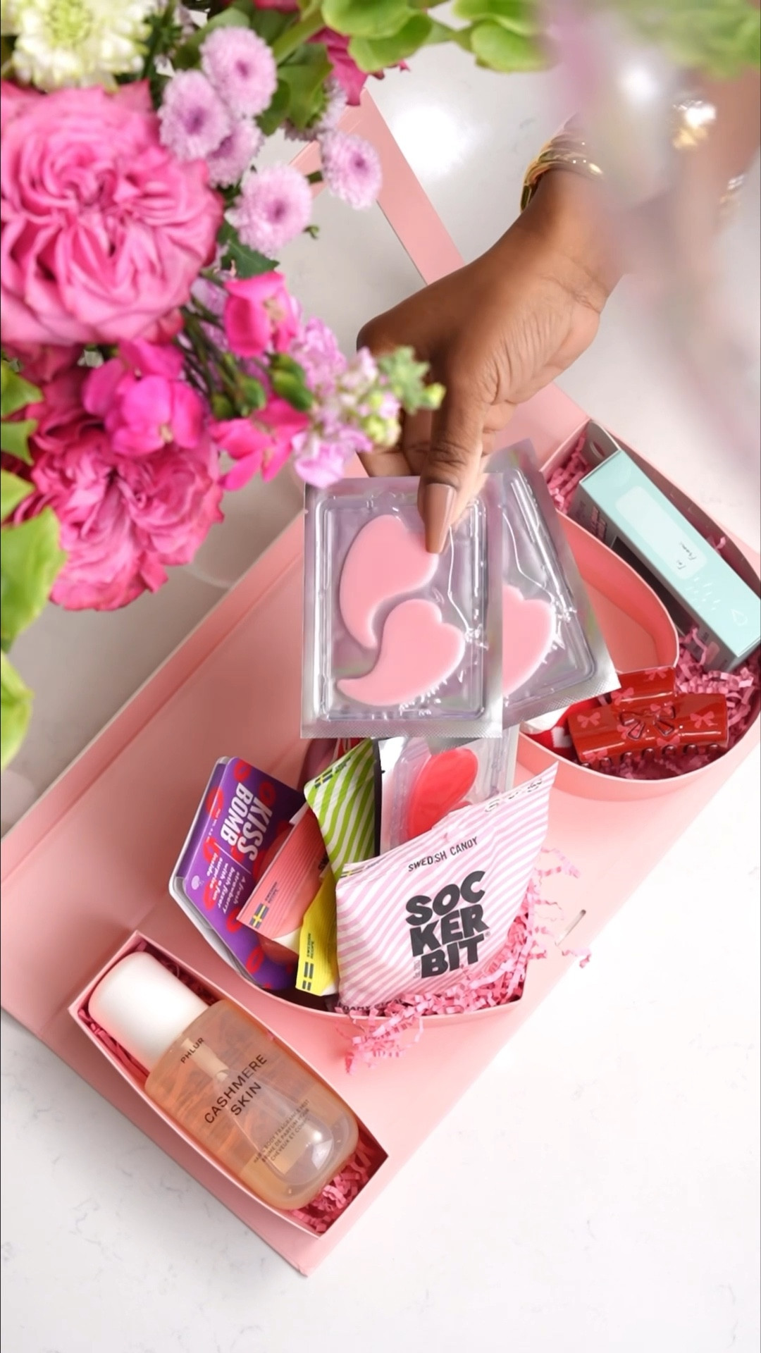 The cutest heart shape eye mask . They’re perfect gif Valentine’s Day gifts for your girls 

#LTKSeasonal #LTKdayinmylife #LTKBeauty