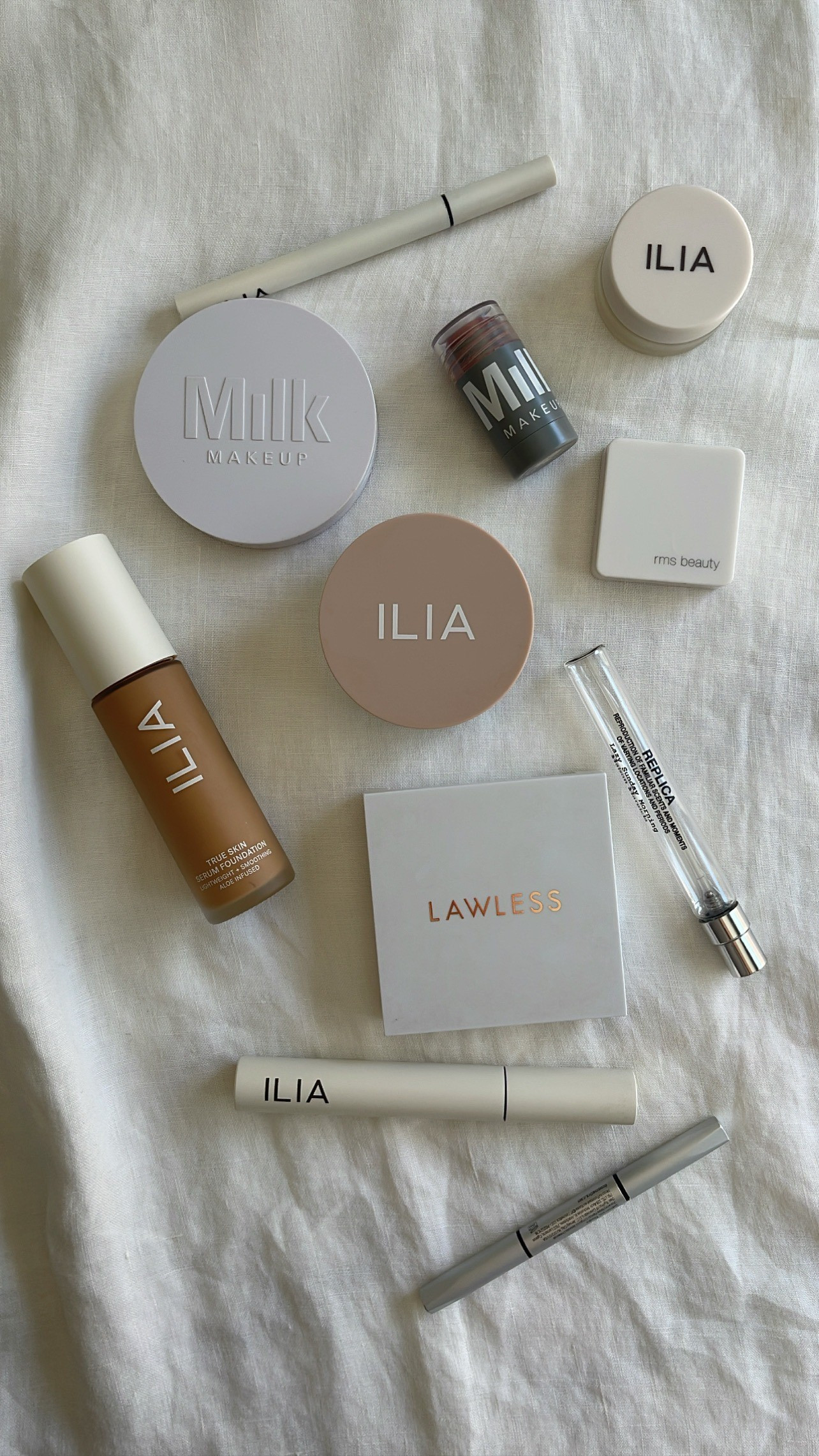 Clean beauty favorites I actually use daily ✨My go-to lineup for that fresh, no-makeup makeup look — lightweight, glowy, and mom-life approved. Featuring my holy grail picks from ILIA, Milk Makeup, Lawless Beauty, RMS Beauty, and Maison Margiela Replica. Each one gives that “I slept eight hours” glow… even if I didn’t.

#LTKcanada #LTKbeauty #LTKstyletip