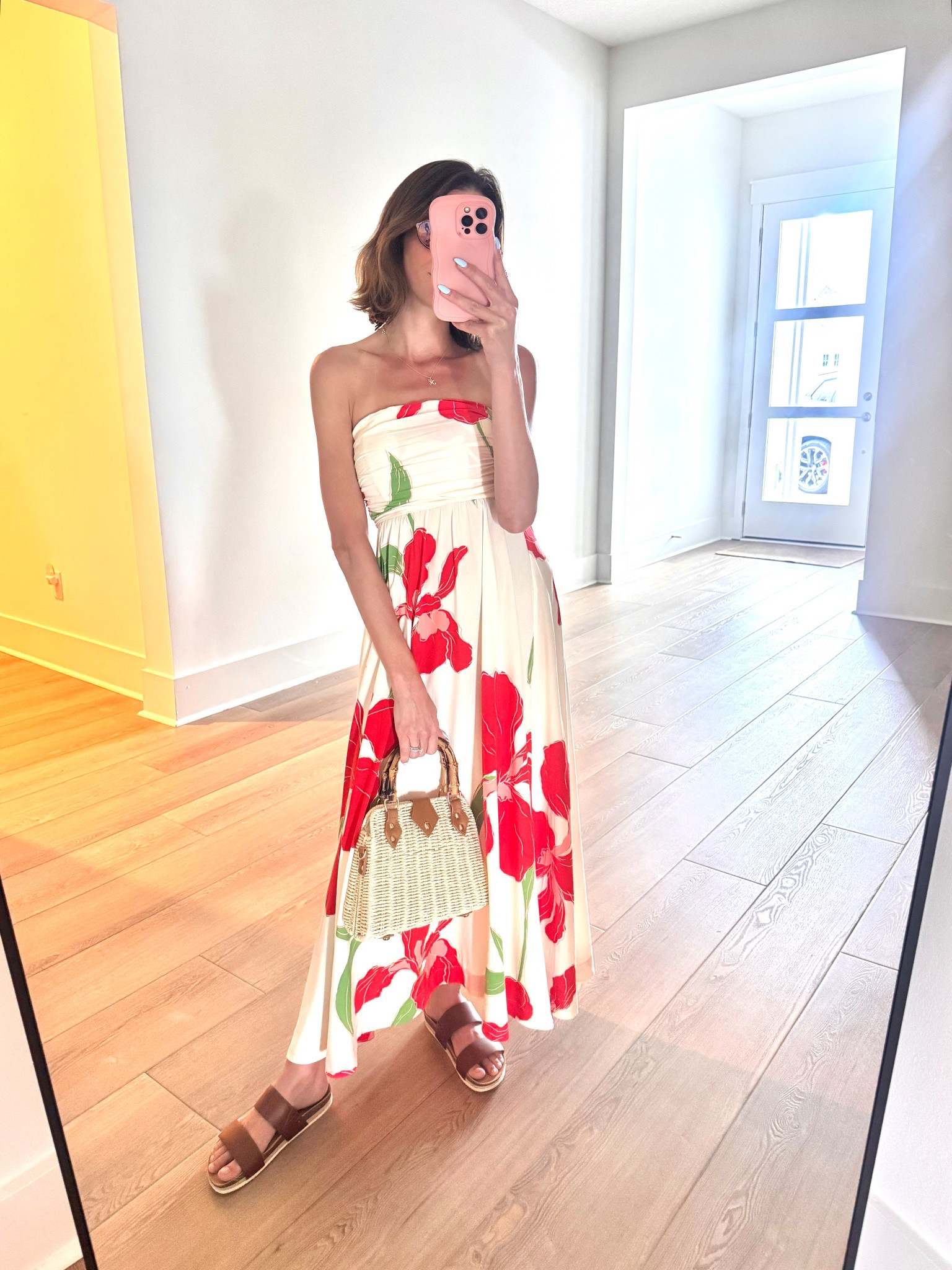 Floral strapless maxi for spring? Yes, pls! Size XS, fits nice and snug. I love the flowy-ness of the dress too! Shop it today! 

#LTKgrwm #LTKSpringSale #LTKSaleAlert