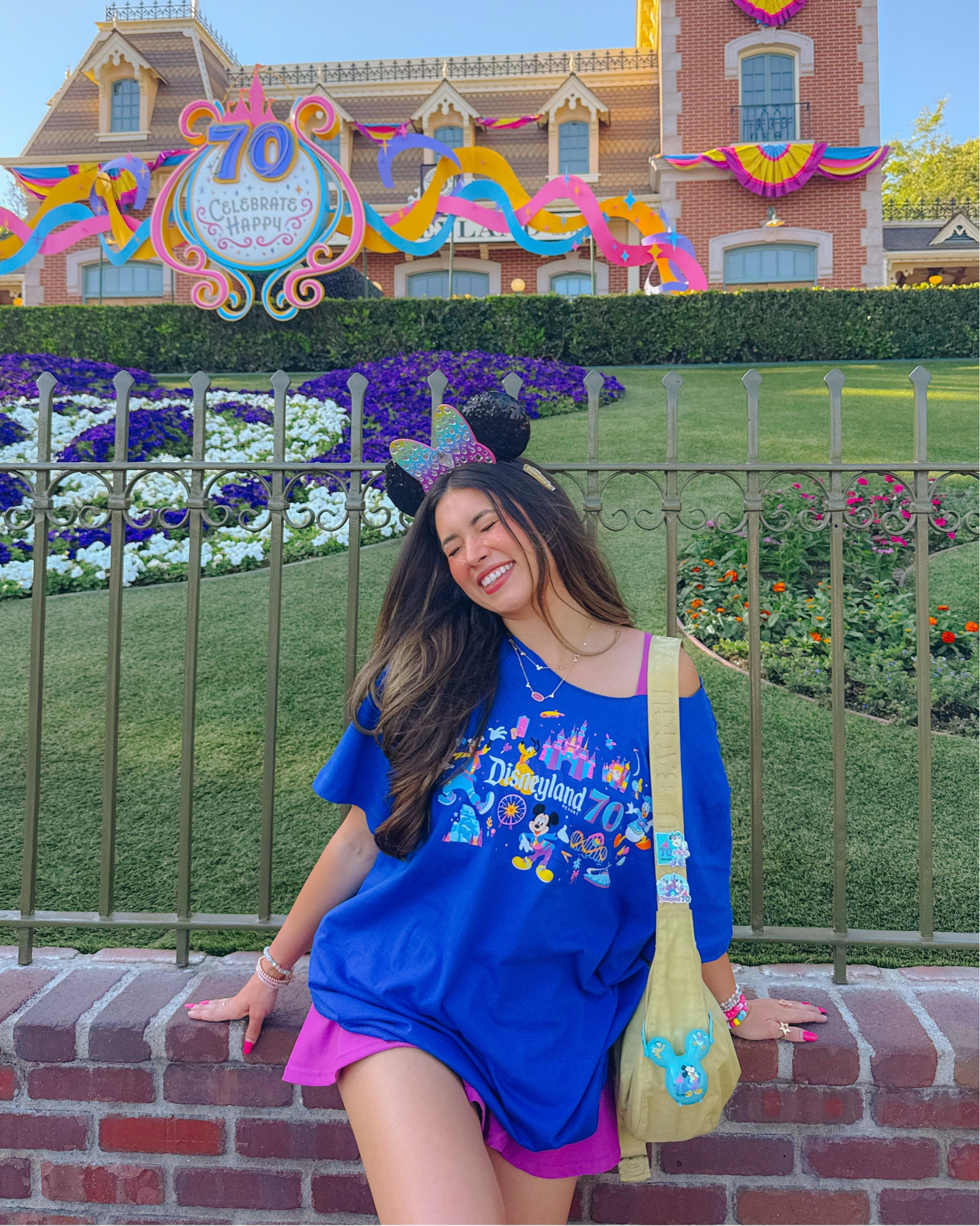disneyland 70th outfit inspo 💖💙✨

#LTKActive #LTKTravel #LTKSeasonal