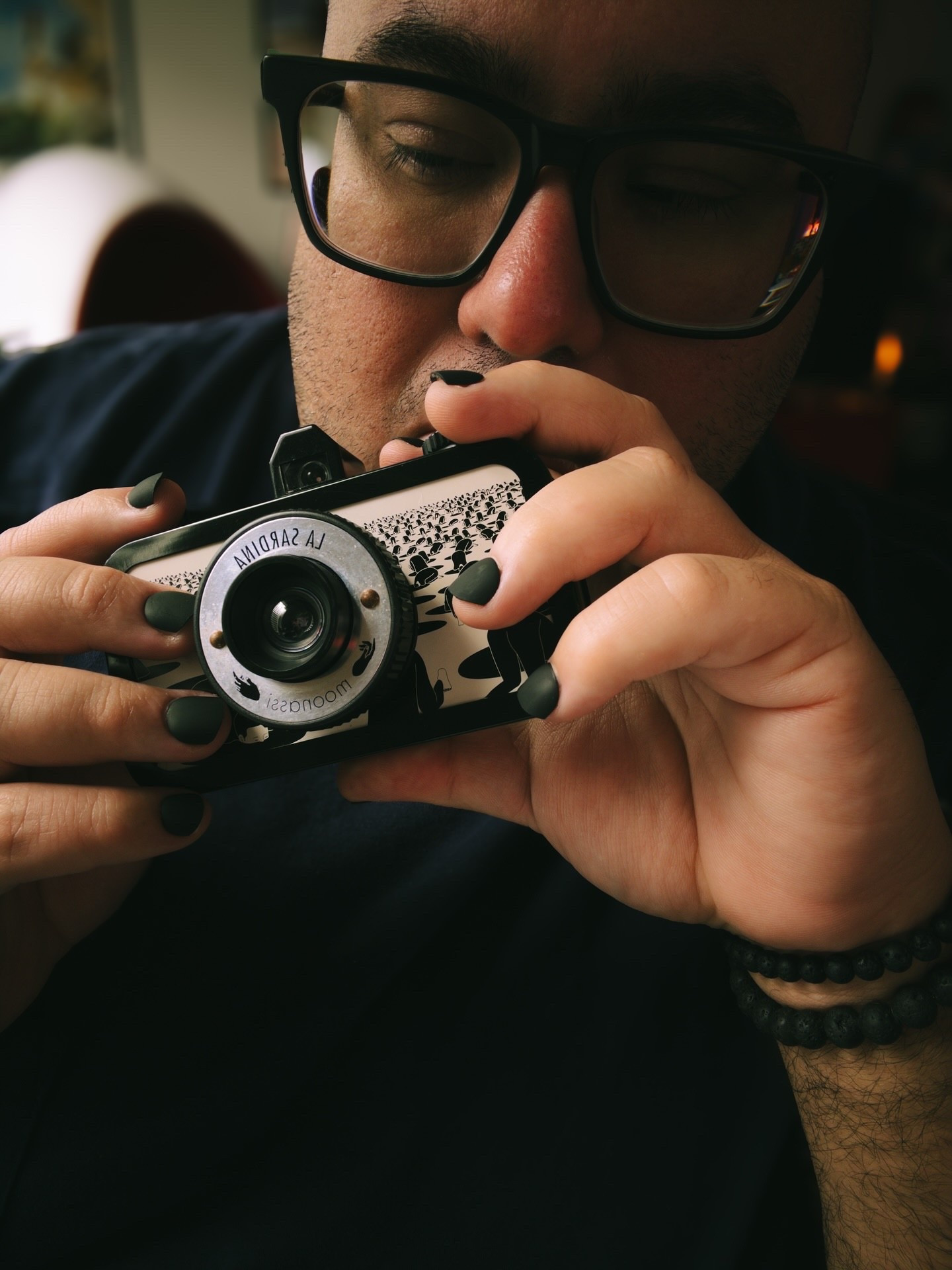 I used to grab a camera, drive around town, chasing random inspiration.
Hace tiempo que no lo hago… maybe it’s time to reconnect. 💭

In case you are curious 
Nails: Talons
Camera is La Sardina by Lomography

#LostAndFound #CreativeSoul

#LTKHalloween