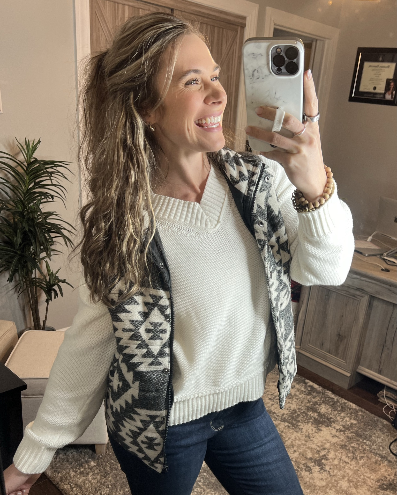 Another episode of jeans, boots, and a sweater 🤗



#LTKootd #LTKWorkwear #LTKBaby