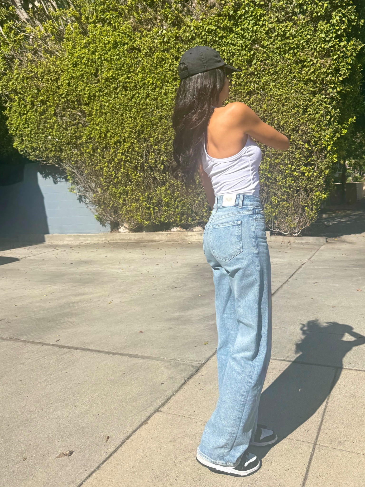 Casual Sunday fit ☀️ these jeans are my favorite 

#LTKFindsUnder100 #LTKStyleTip #LTKSeasonal