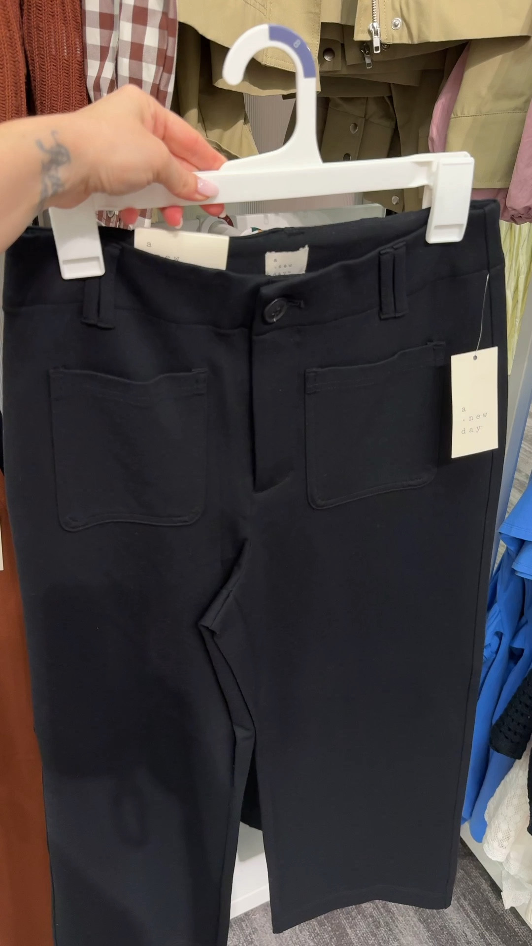 Good high rise cropped pant for spring and summer!

#LTKTravel #LTKdayinmylife #LTKSaleAlert