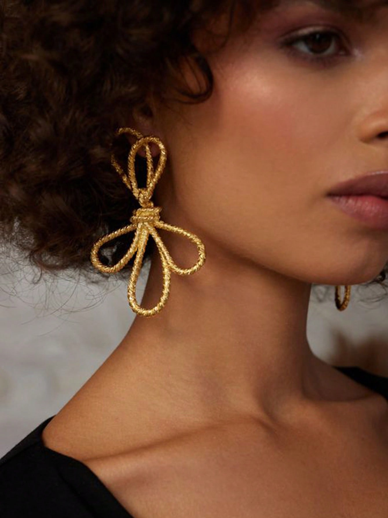 Trends1 Pair Gold Bow Knot Earrings | SHEIN