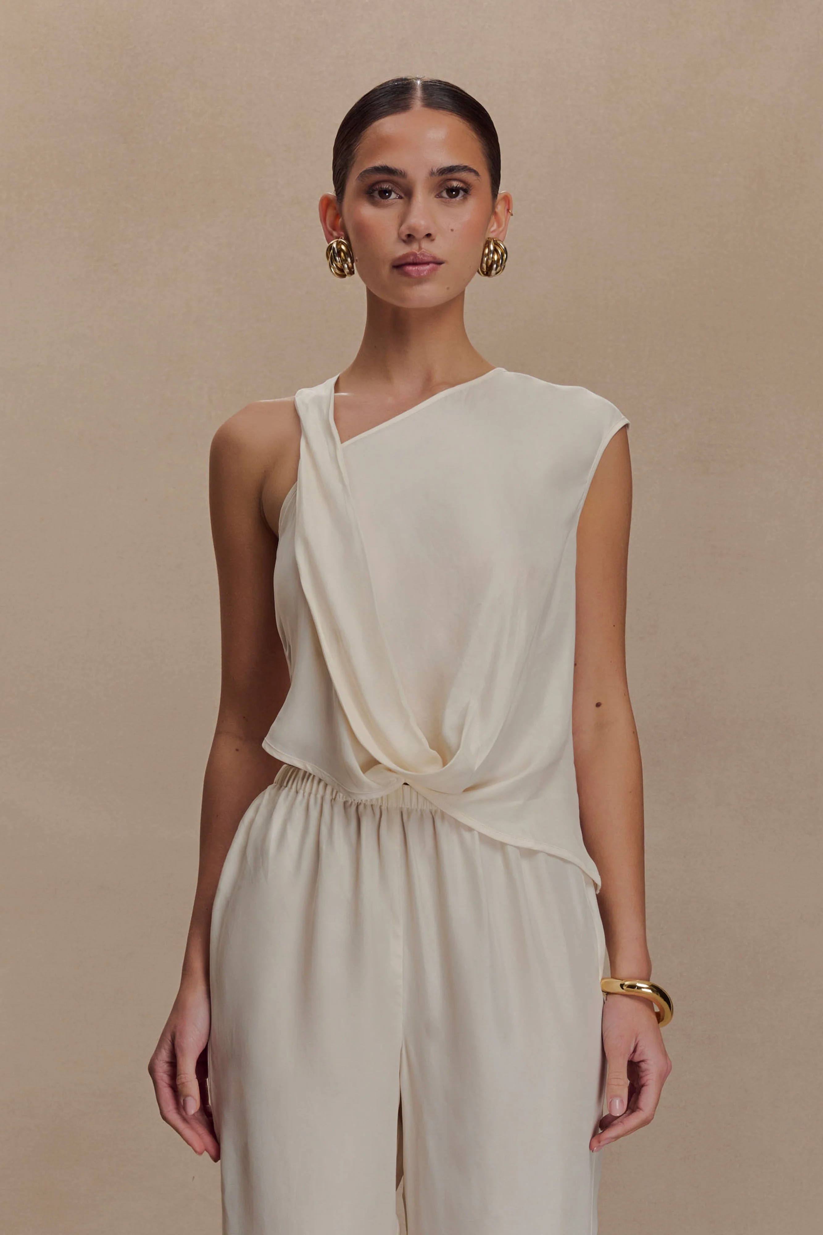 Violeta Asymmetric Top - Ivory | MESHKI US