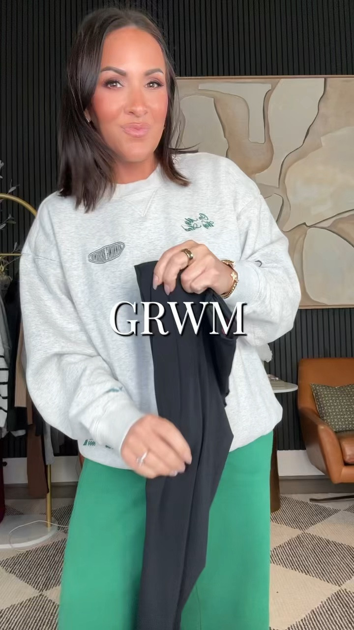 Keeping it casual but cute for date night 🖤

Love an effortless look that feels comfy yet put together!

5’2” | 130 lbs | 34DD | 25” waist

#DateNightOutfit #GRWM #CasualStyle #PetiteFashion #PetiteStyle #affiliate #OOTN

#LTKOver40 #LTKFindsUnder100 #LTKStyleTip