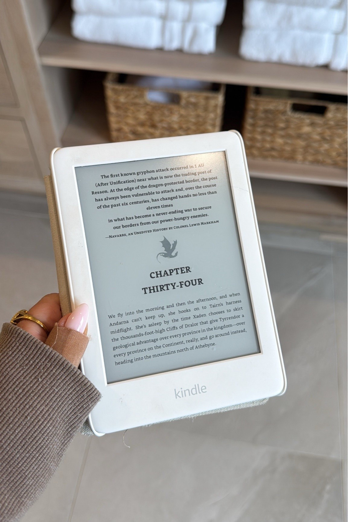 The kindle I have! Bringing this to read during our travel day + at the beach! 

#LTKmomlife #LTKstorytime #LTKTravel