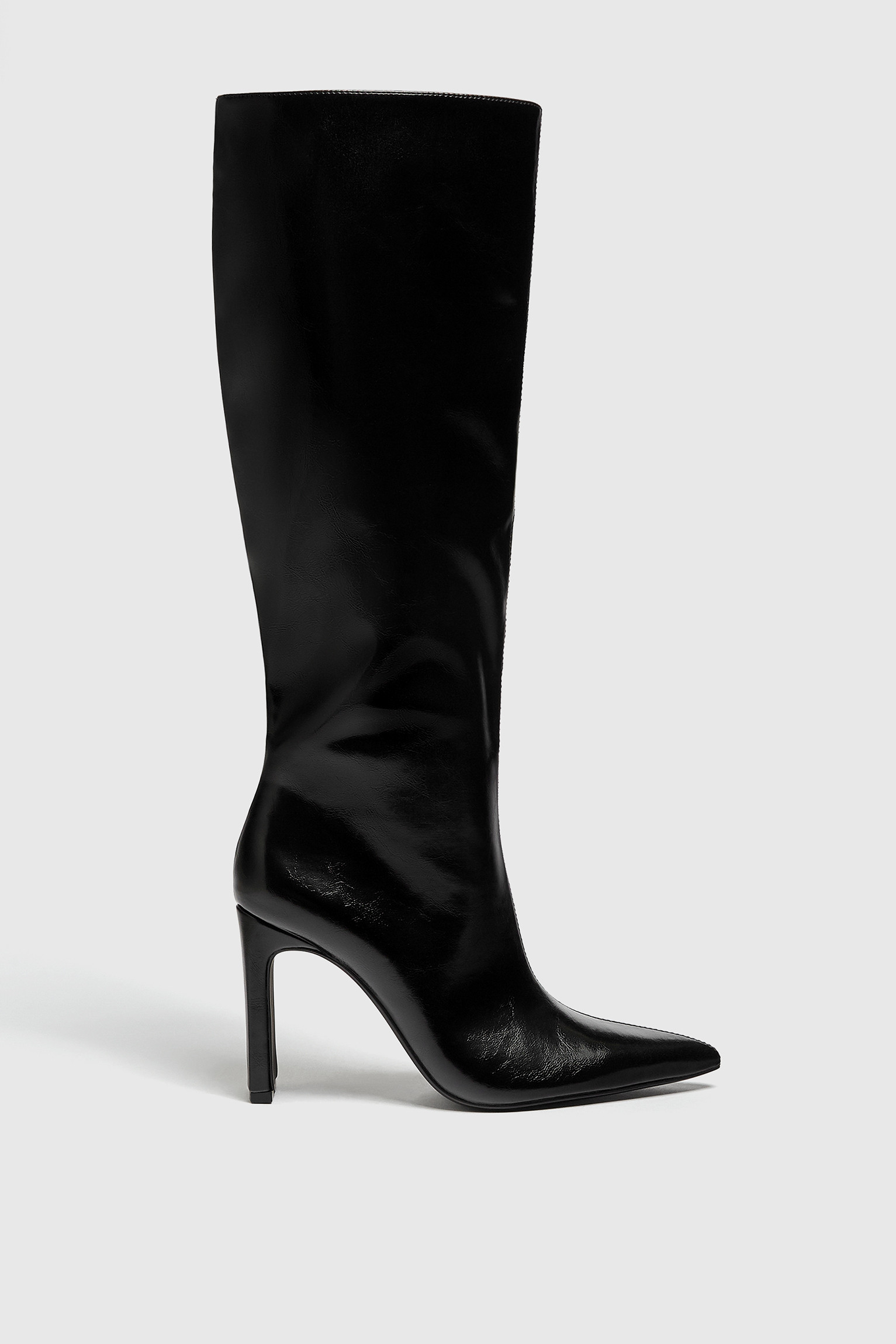 High-heel knee-high boots | PULL and BEAR UK