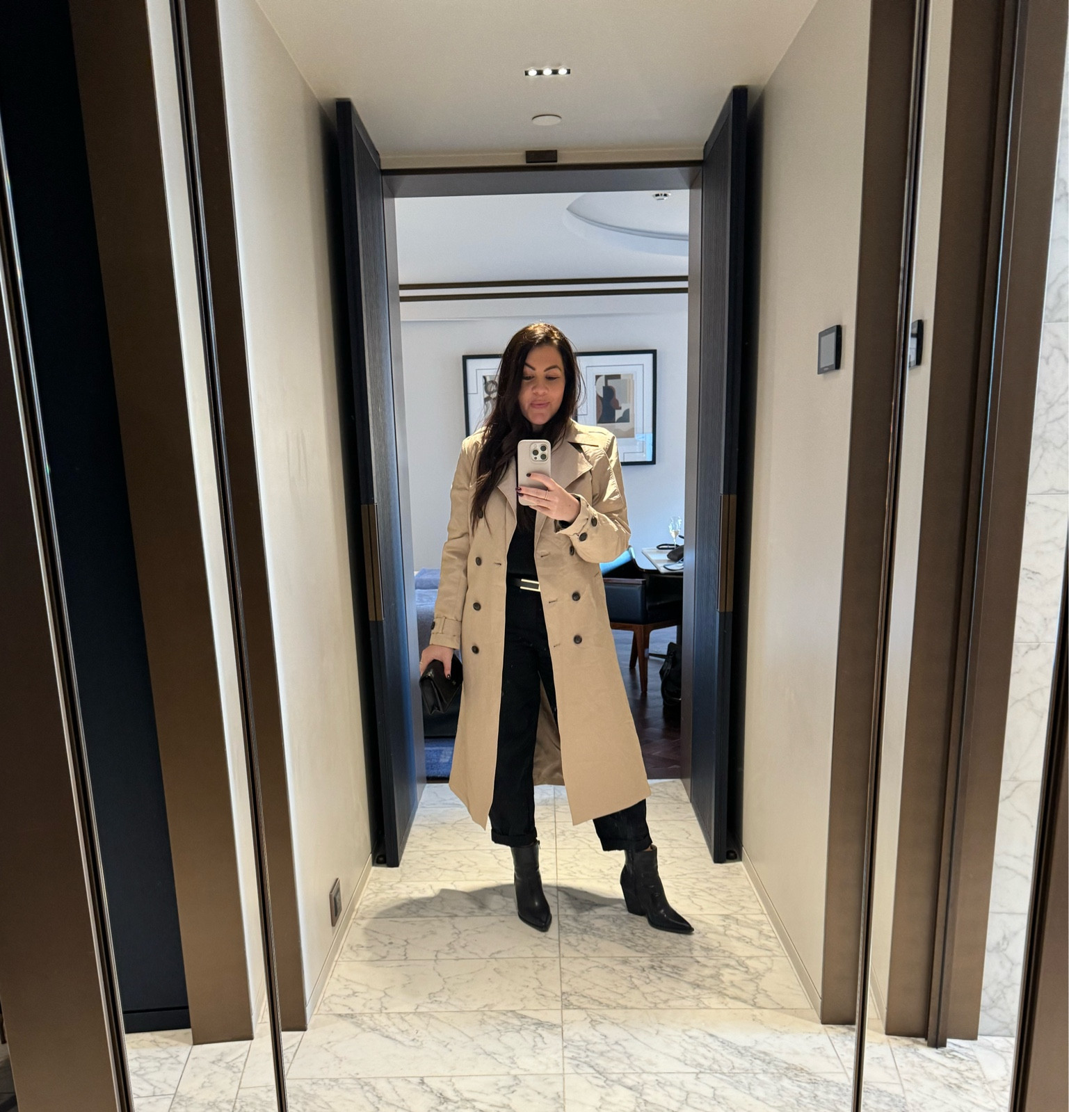 Europe look! 

#winteroutfit #vacationoutfit #travel #paris #london #londonoutfit #trenchcoat #jacket 

#LTKtravel #LTKeurope #LTKSeasonal