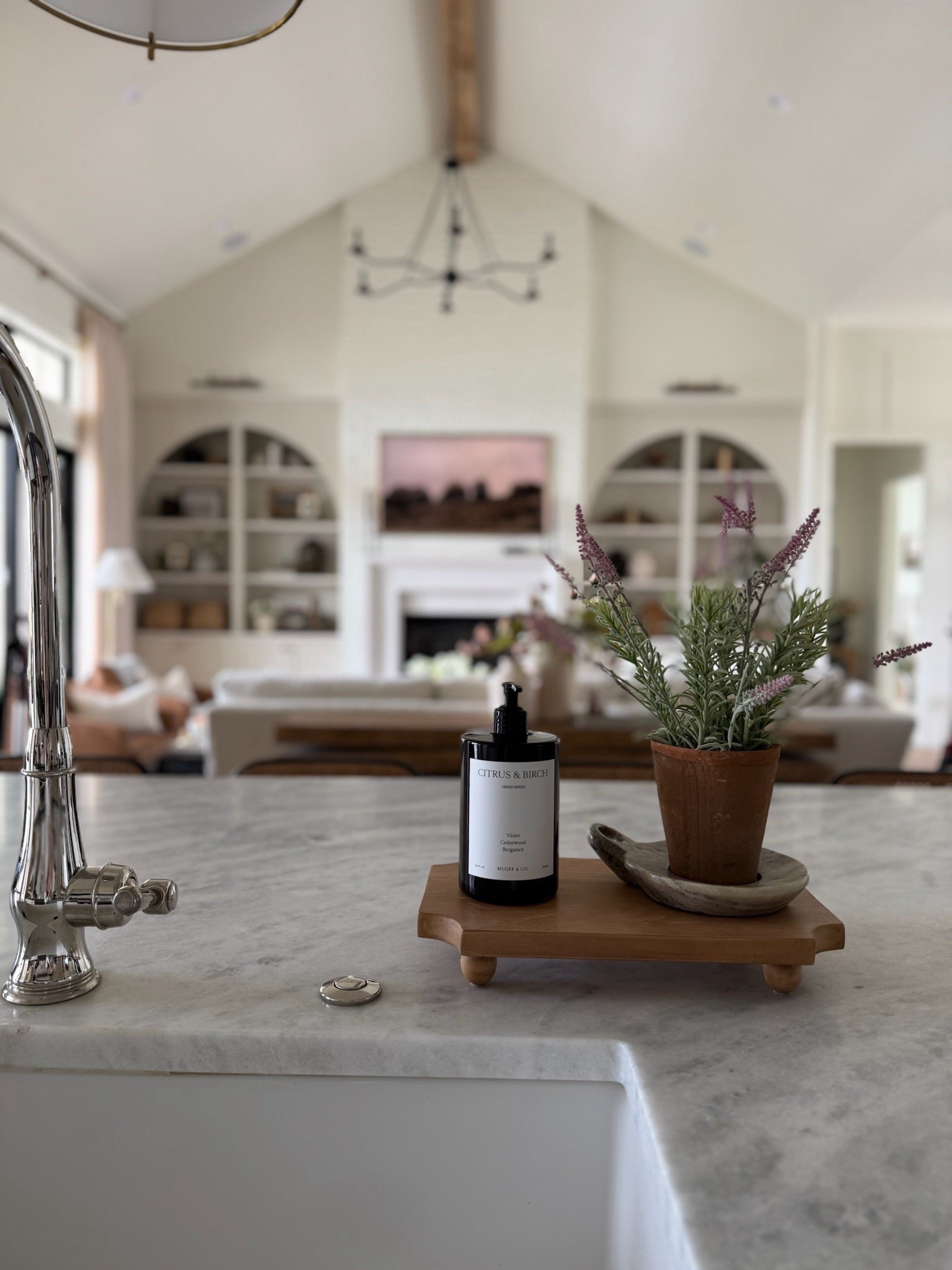 I’m loving this little kitchen island styling with a mix of affordable pieces! This McGee & Co. topiary is stunning and the perfect spring accent. 


#LTKHome #LTKStyleTip