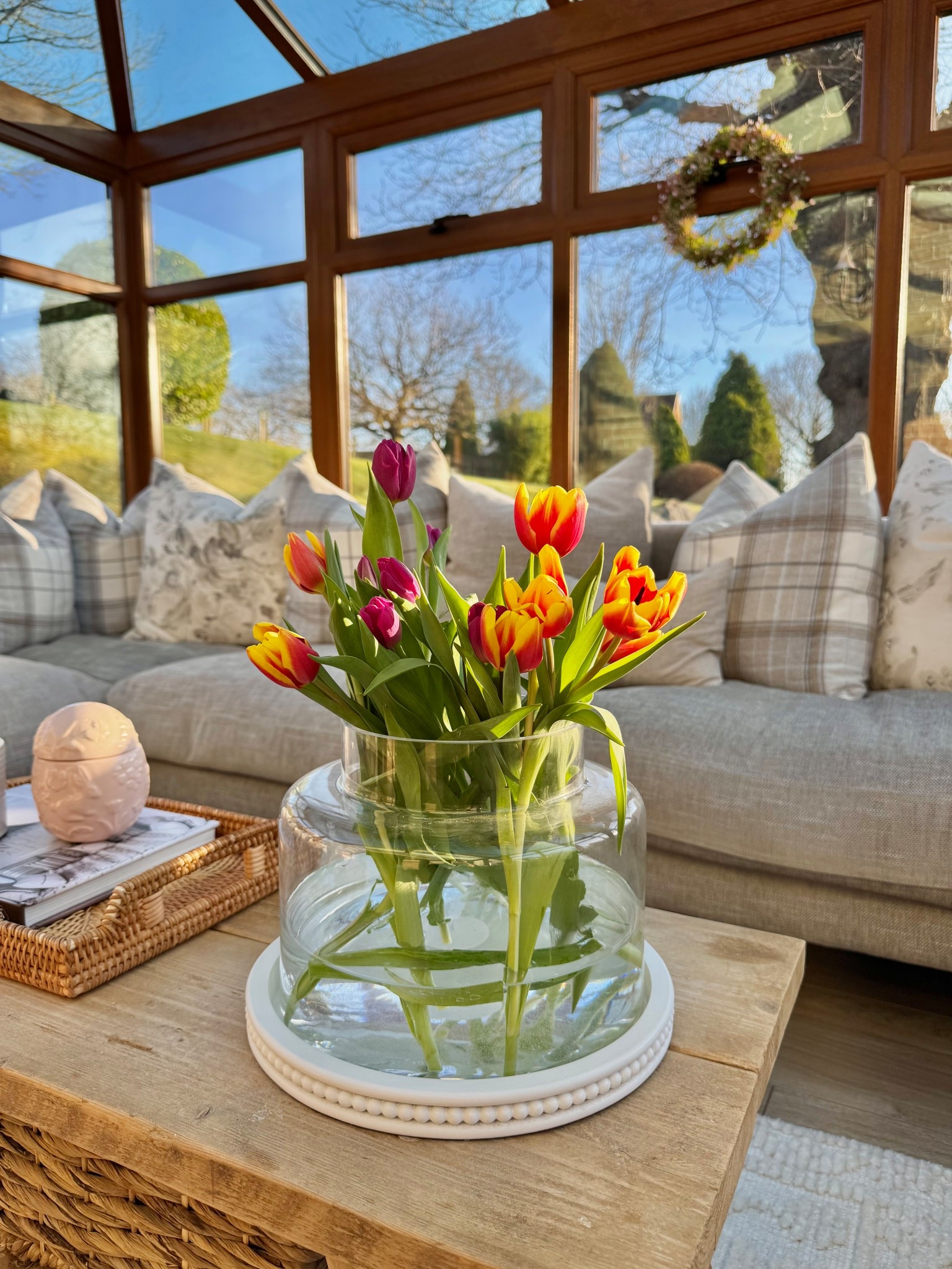 My favourite vase for tulips 💐🩷