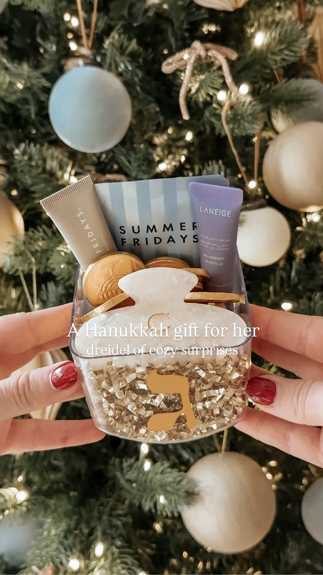 A cozy Hanukkah gift for her 🩵✨❄️ Filled this dreidel with skincare, socks, the cutest monogram hair clip, gelt and it turned out so cute!



#holidayseason #giftsforher #hanukkah 


#LTKHoliday #LTKSeasonal #LTKGiftGuide